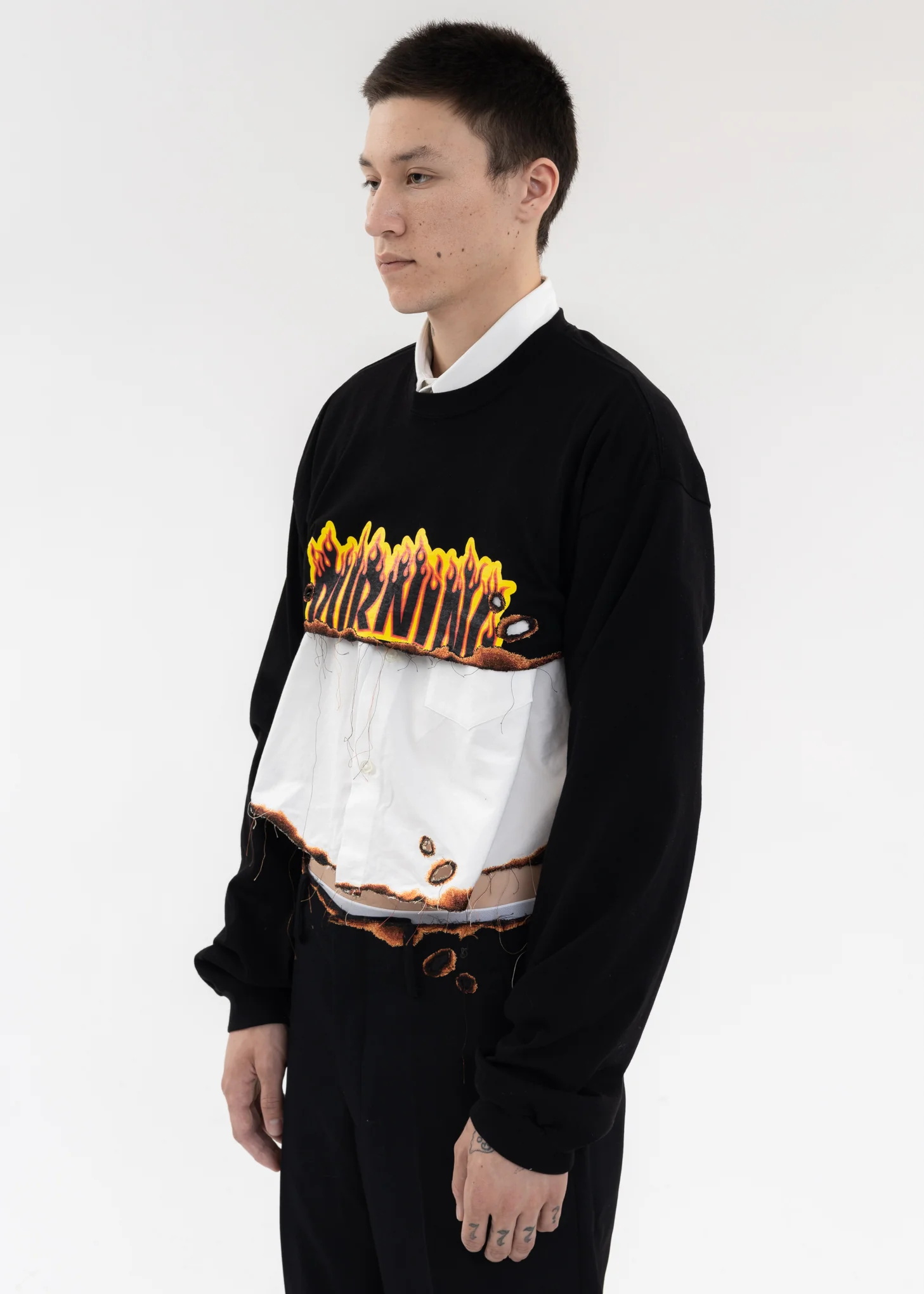 Black BURNING EMBROIDERY CROPPED LONG SLEEVE T-SHIRT - Image 3