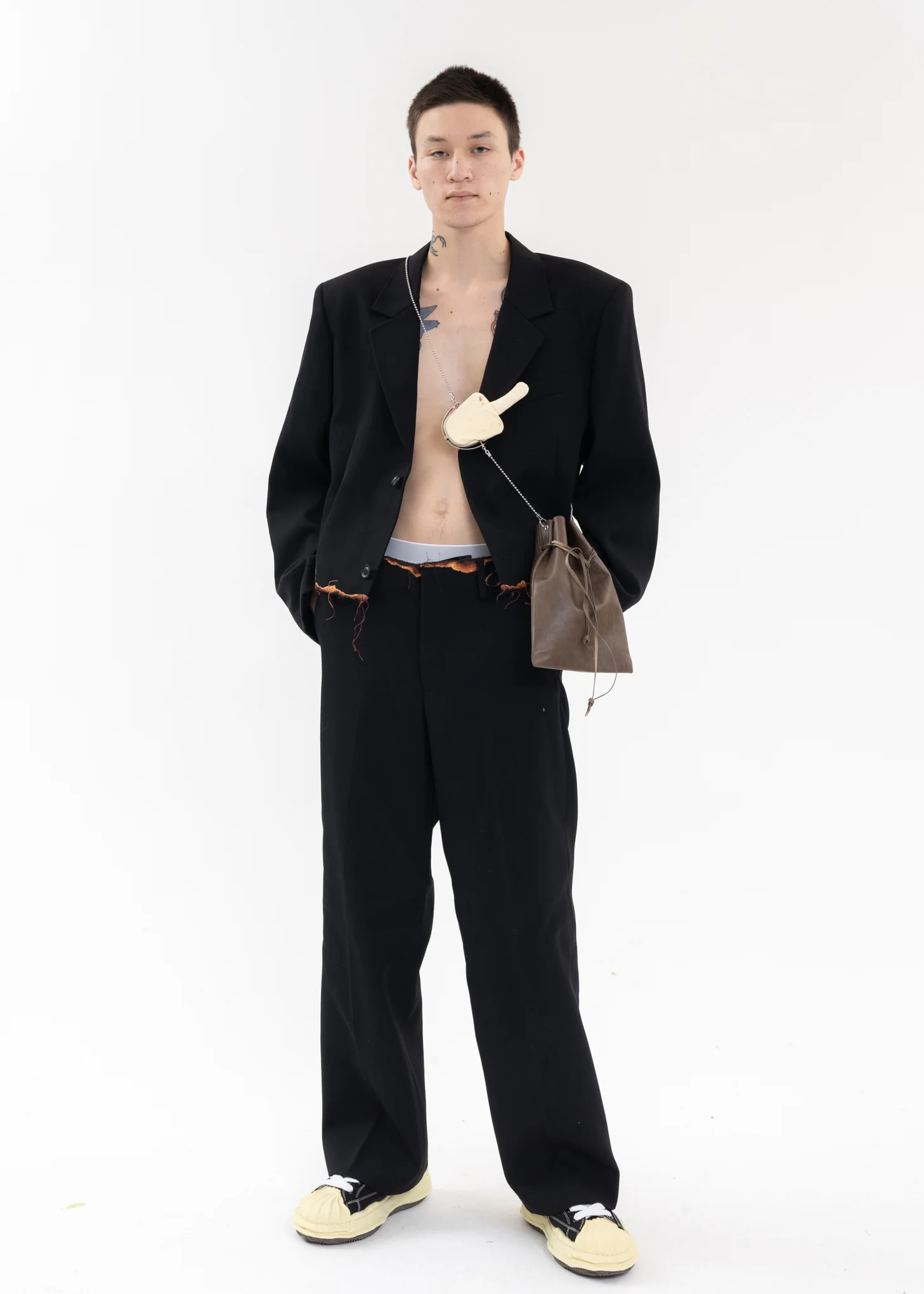 Black BURNIG EMBROIDERY TAILORED JACKET - Image 7