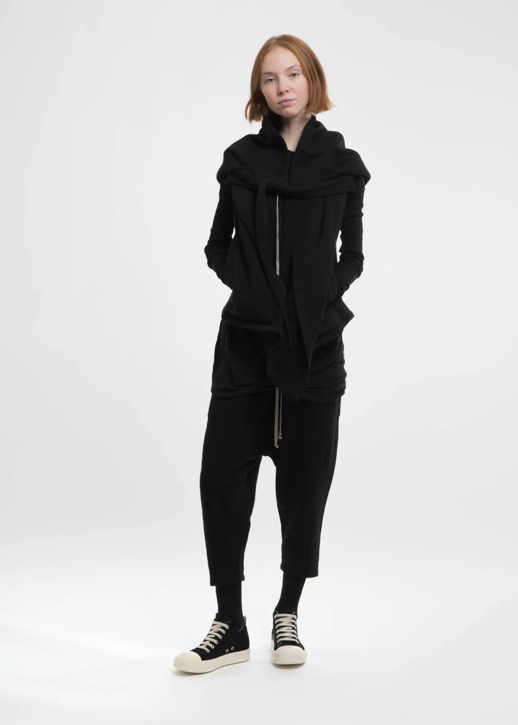 Black Canvas Cap Toe Sneaker - Image 7