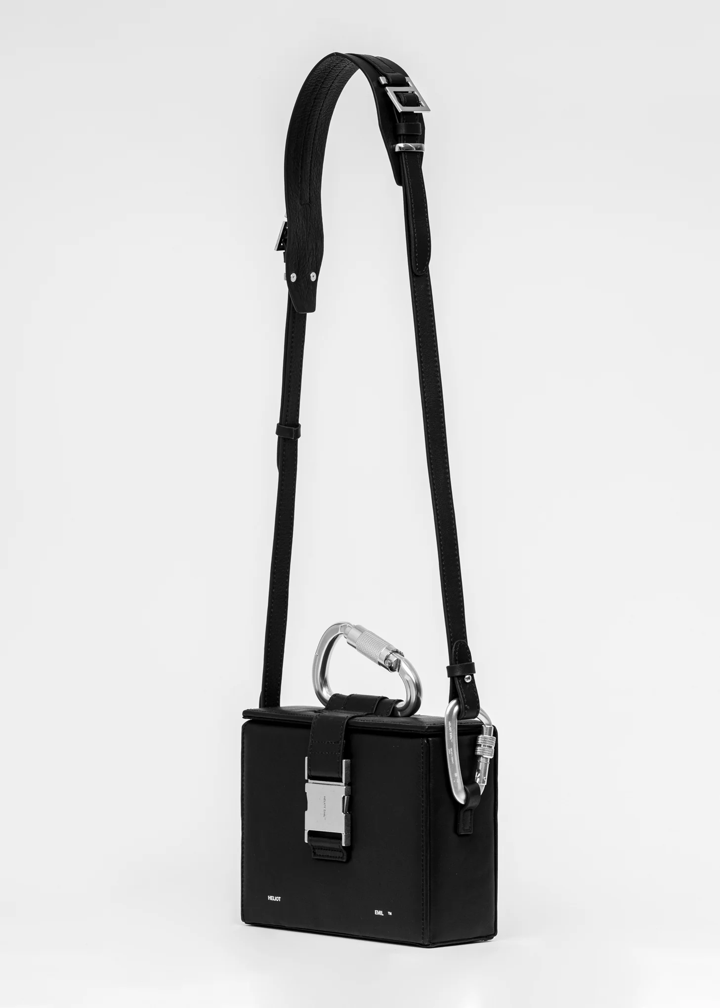 BLACK LEATHER CARABINER BOX BAG