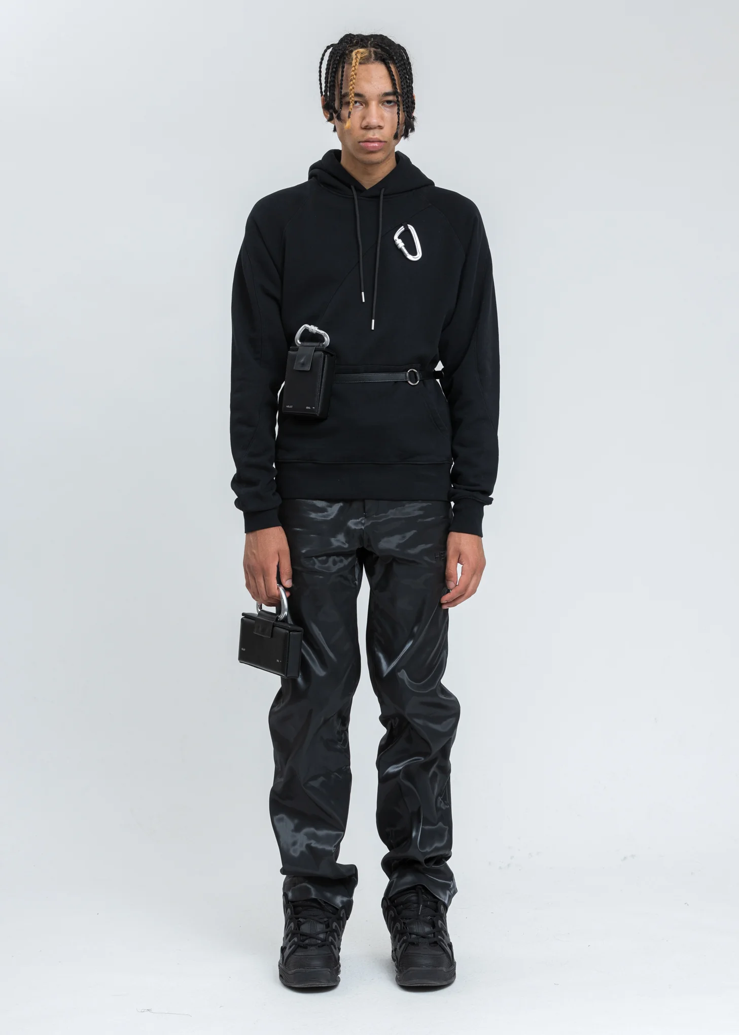 Black Carabiner Hoddie - Image 6