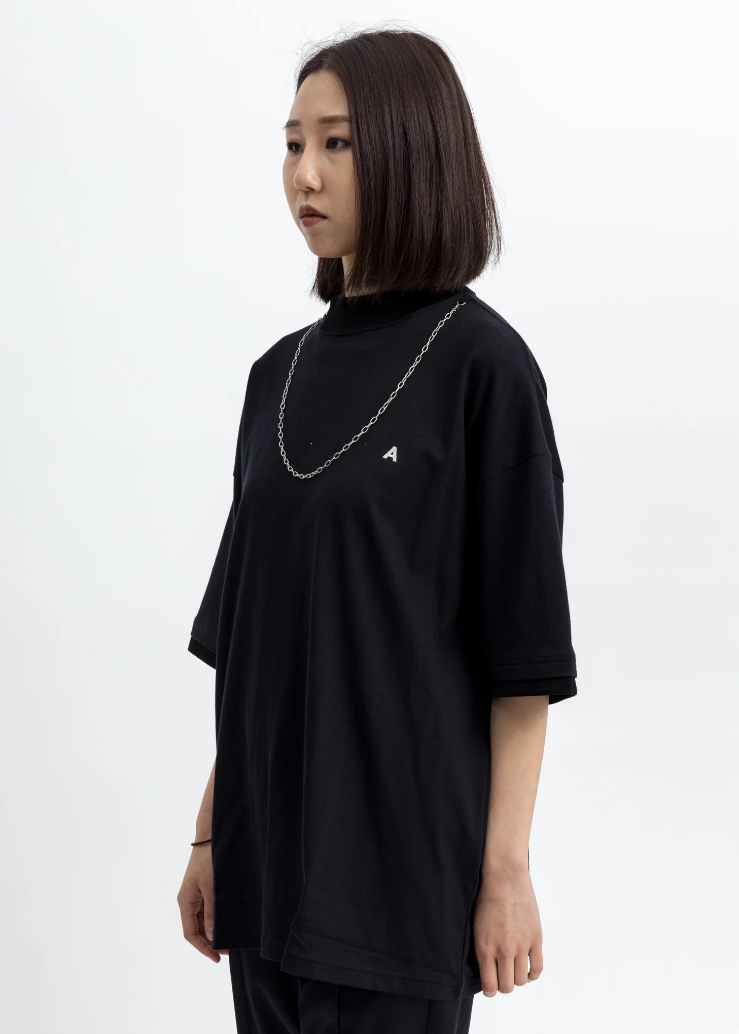 Black Chain T-Shirt - Image 2