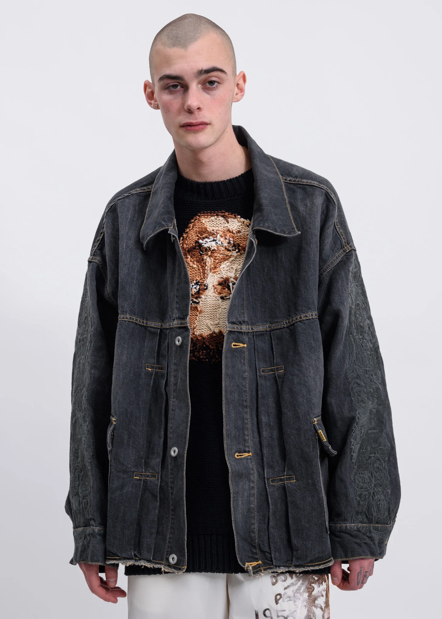 Black Chaos Embroidery Hemp Denim Jacket - Image 4