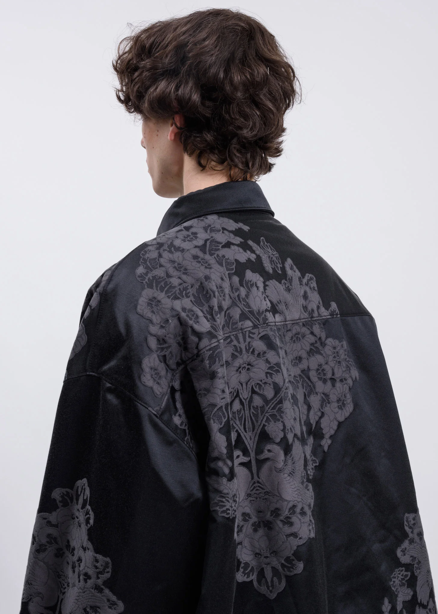 Black Chinese Traditional Embroidery Oversized Jacket - Image 6