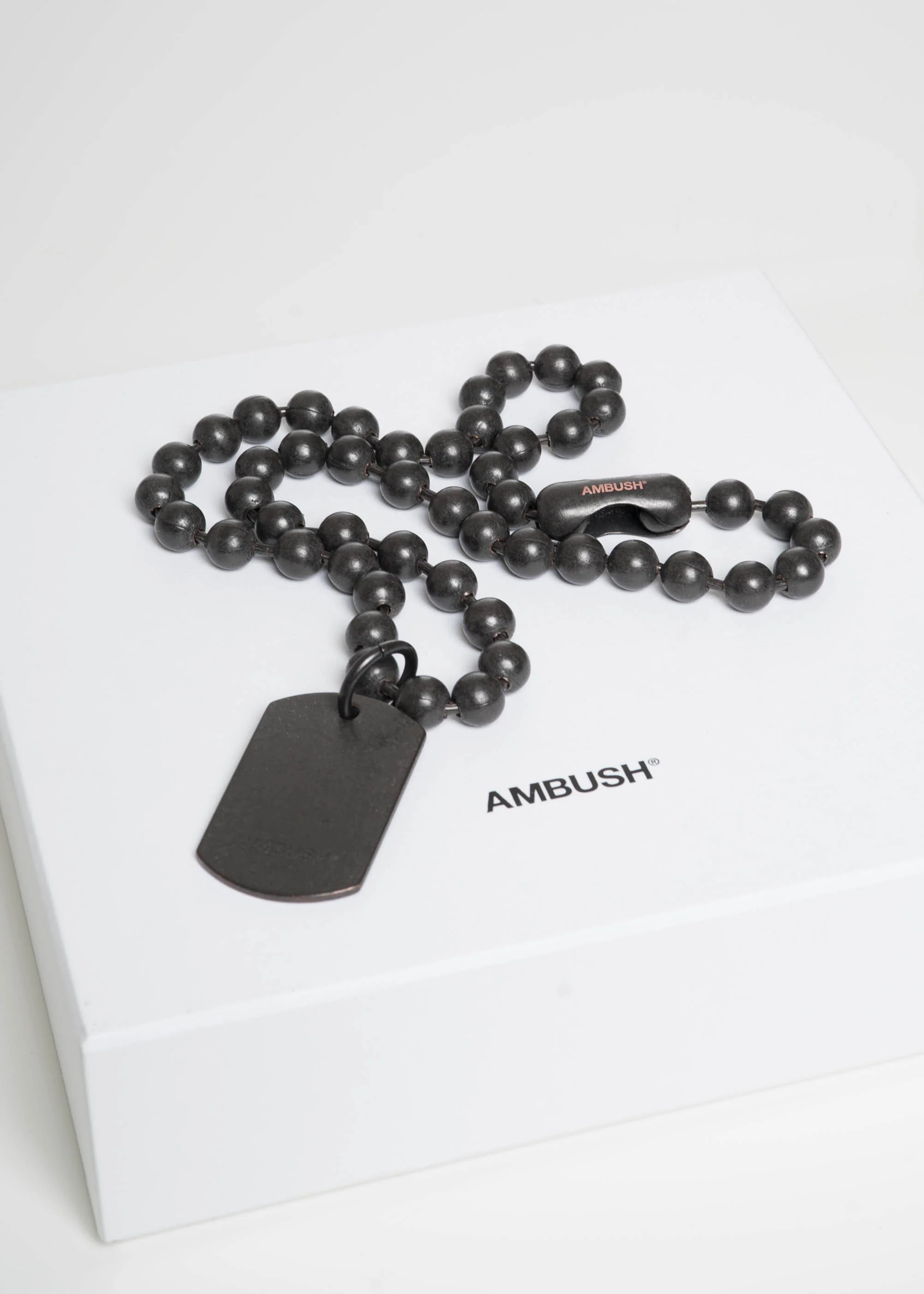 Black Classic Chain 4 Necklace (Limited Edition) - Image 4