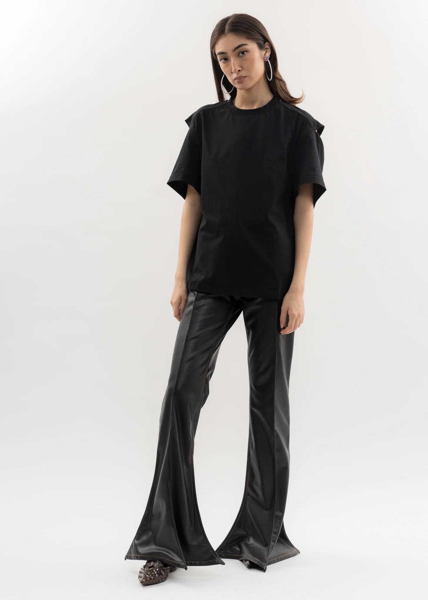 Black CLASSIC CONVERTIBLE T-Shirt - Image 12