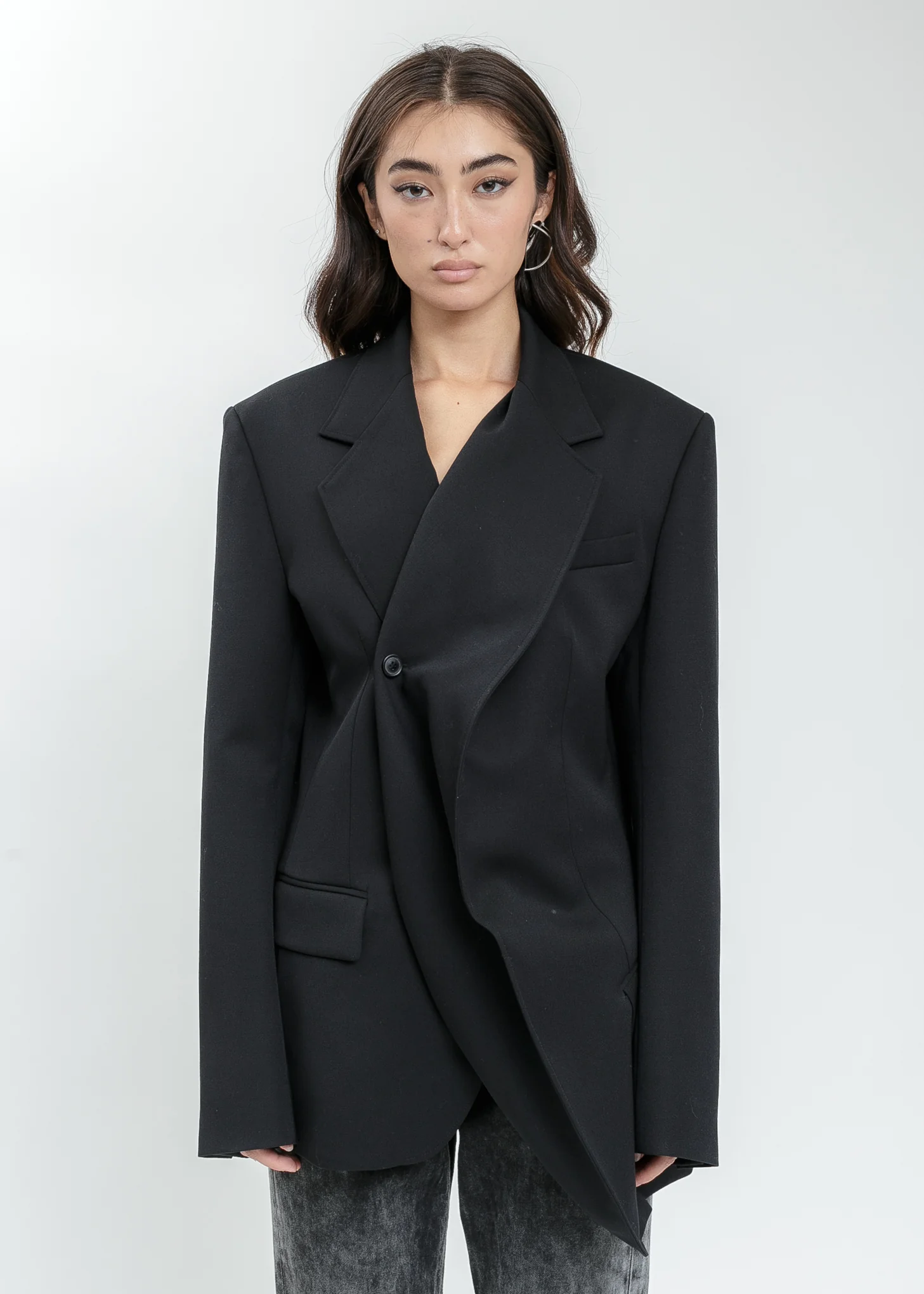 Black Classic Twisted Lapel Blazer