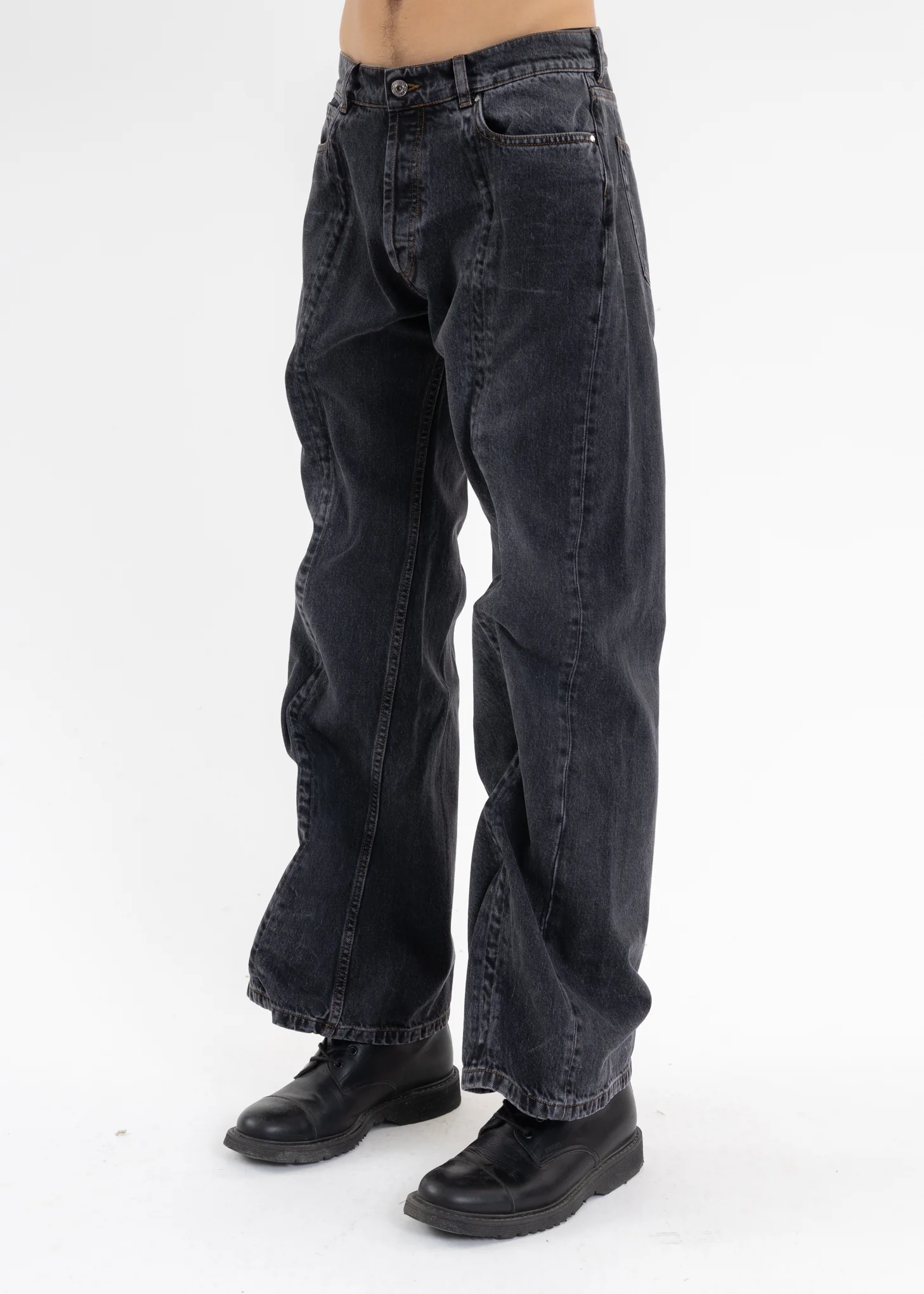 VINTAGE BLACK EVERGREEN WIRE JEANS - Image 2