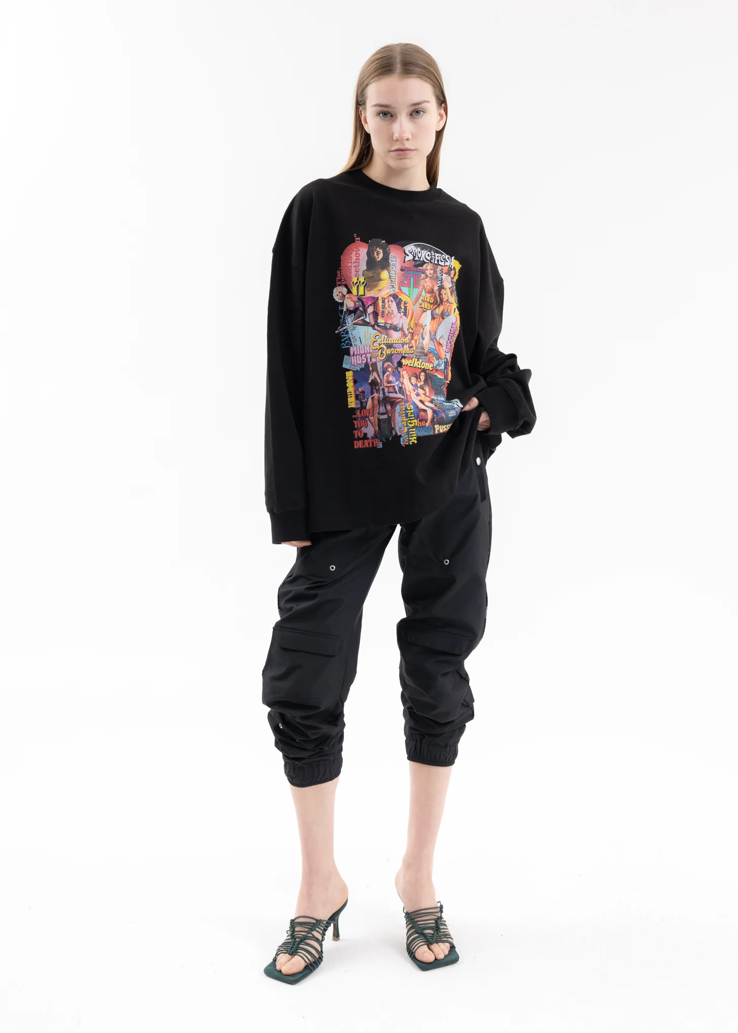 BLACK COLOR MOVIE COLLAGE LONG-SLEEVED T-SHIRT - Image 5