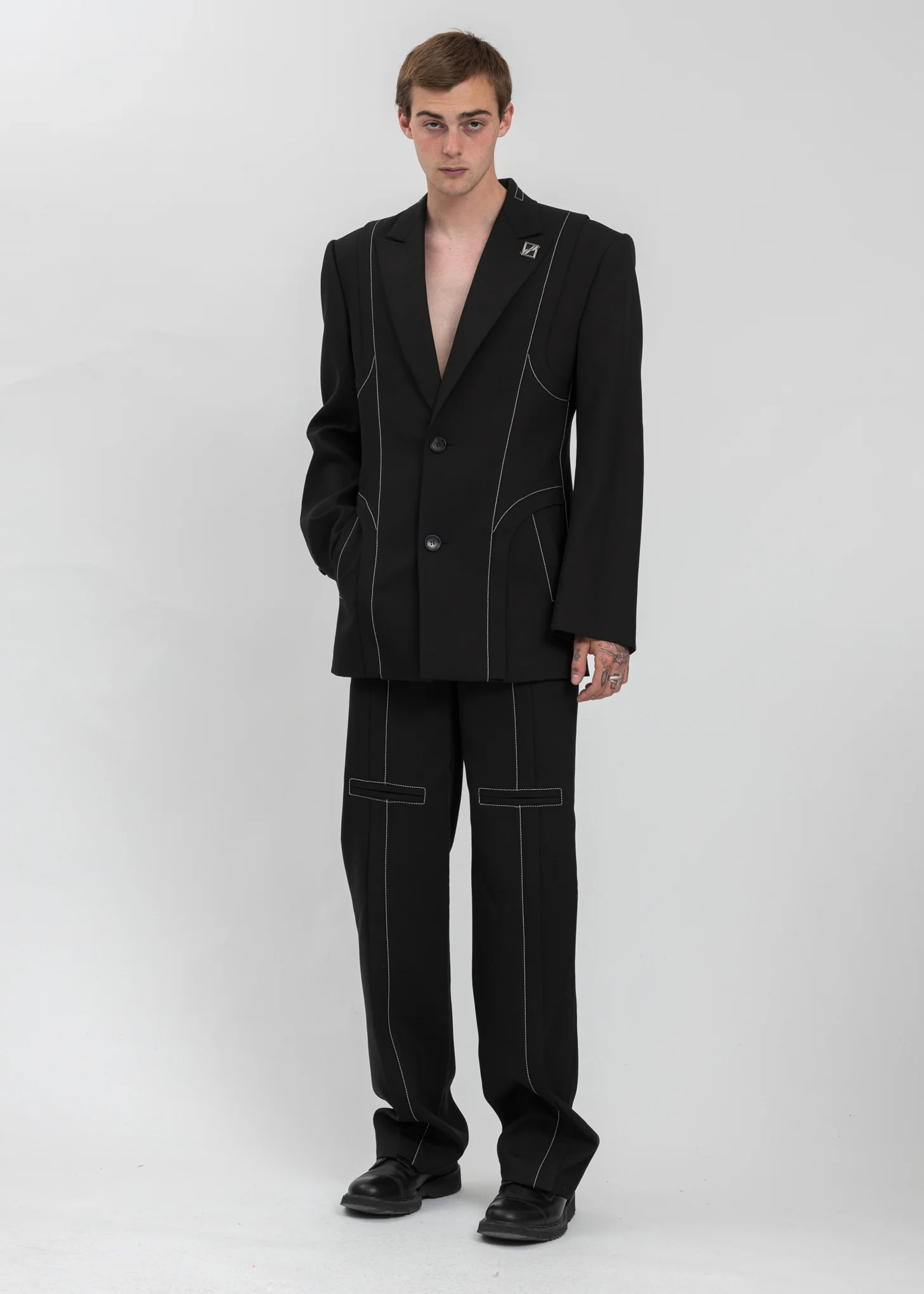 Black Contrast Top Stitch Tailored Blazer - Image 5