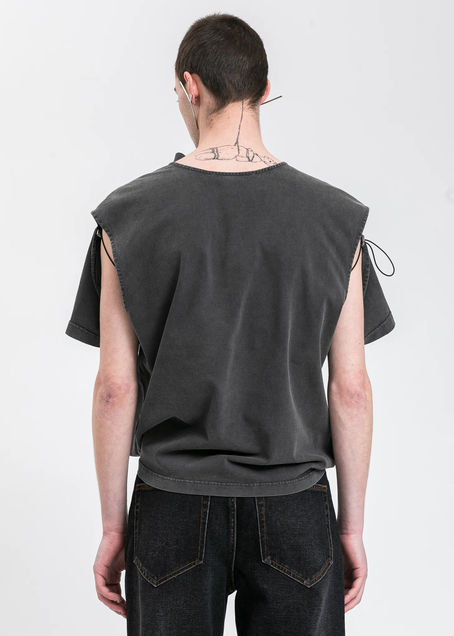 Black Convertible Caesar T-Shirt - Image 9