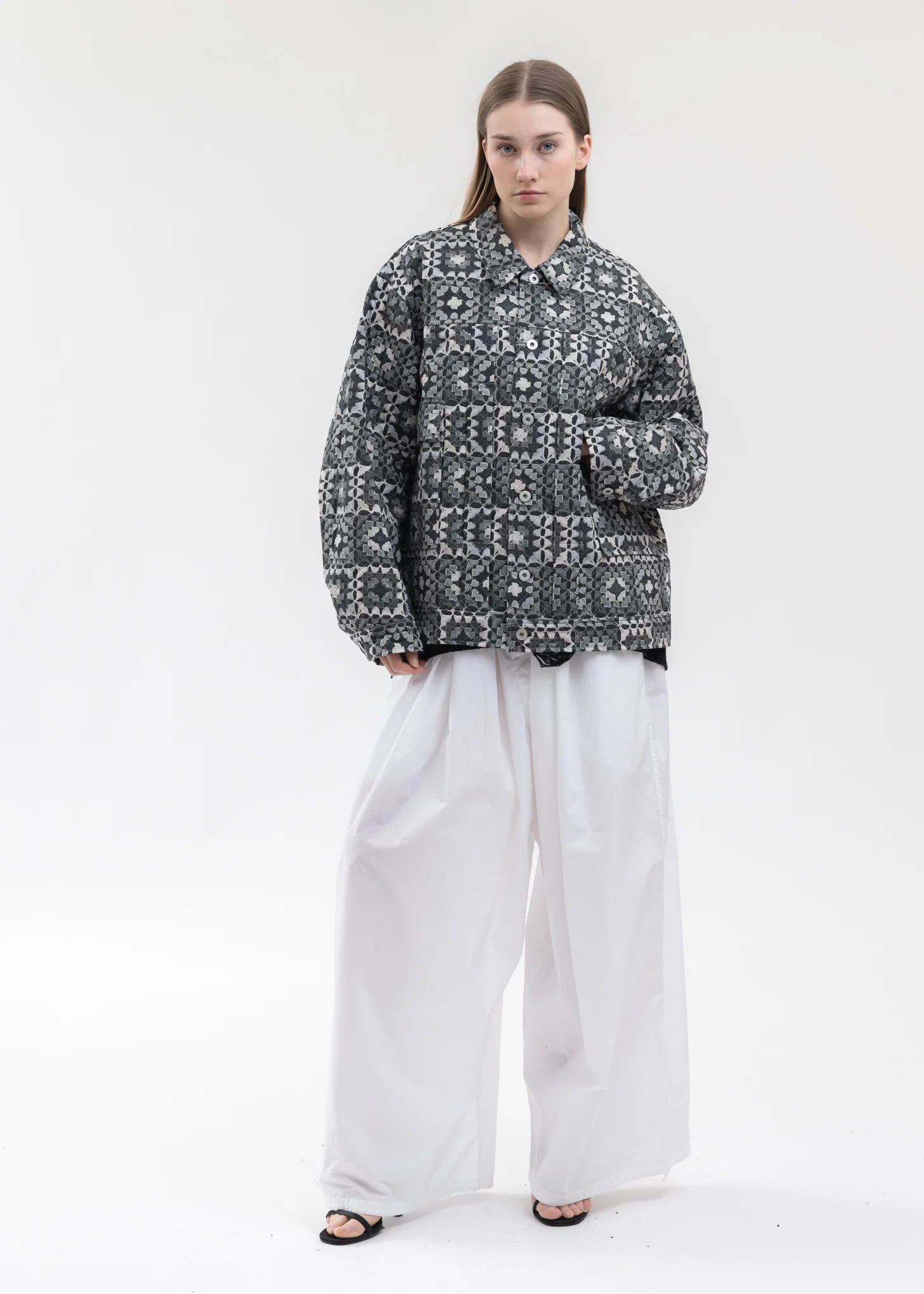 Black CROCHET QUILT 2nd BLOUSON - Image 6