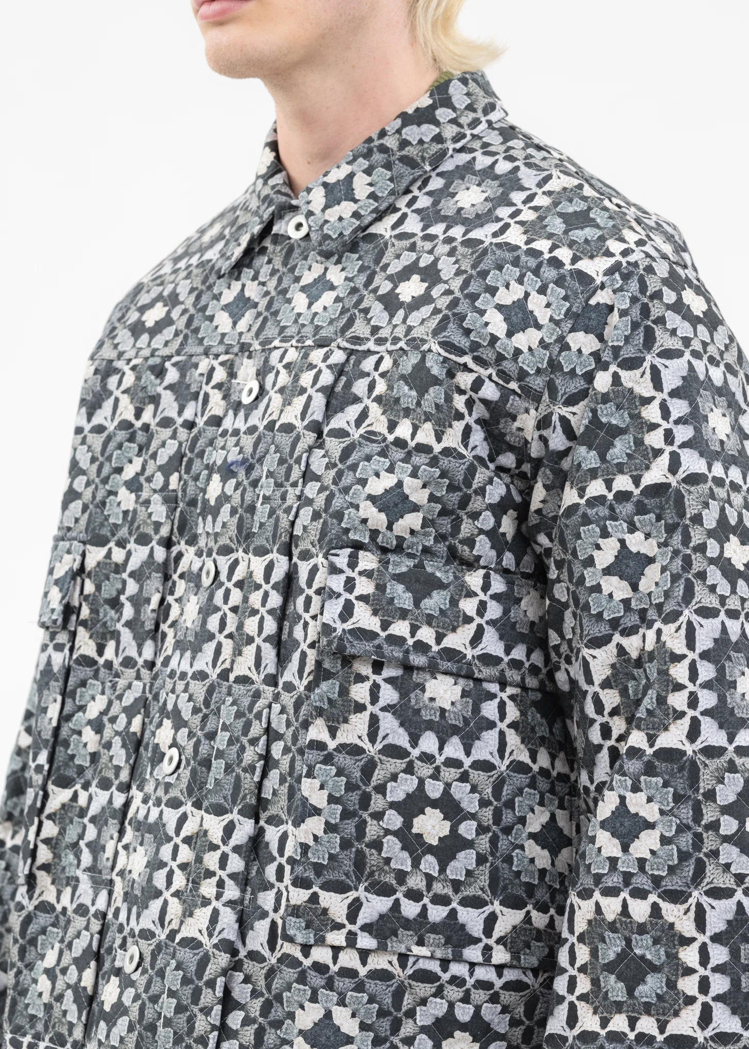 Black CROCHET QUILT 2nd BLOUSON - Image 4