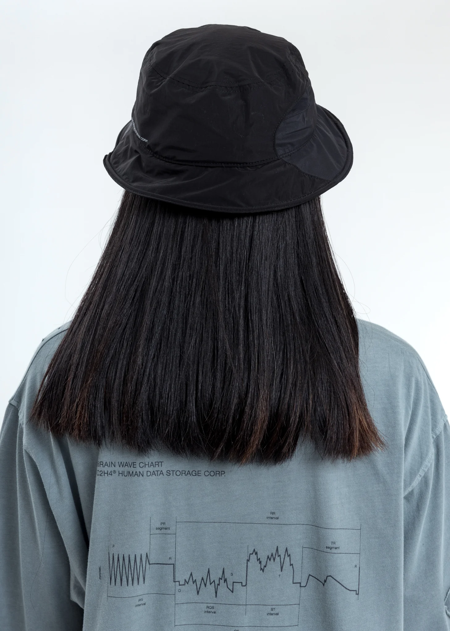 Black Crooked Panelled  Bucket Hat - Image 3