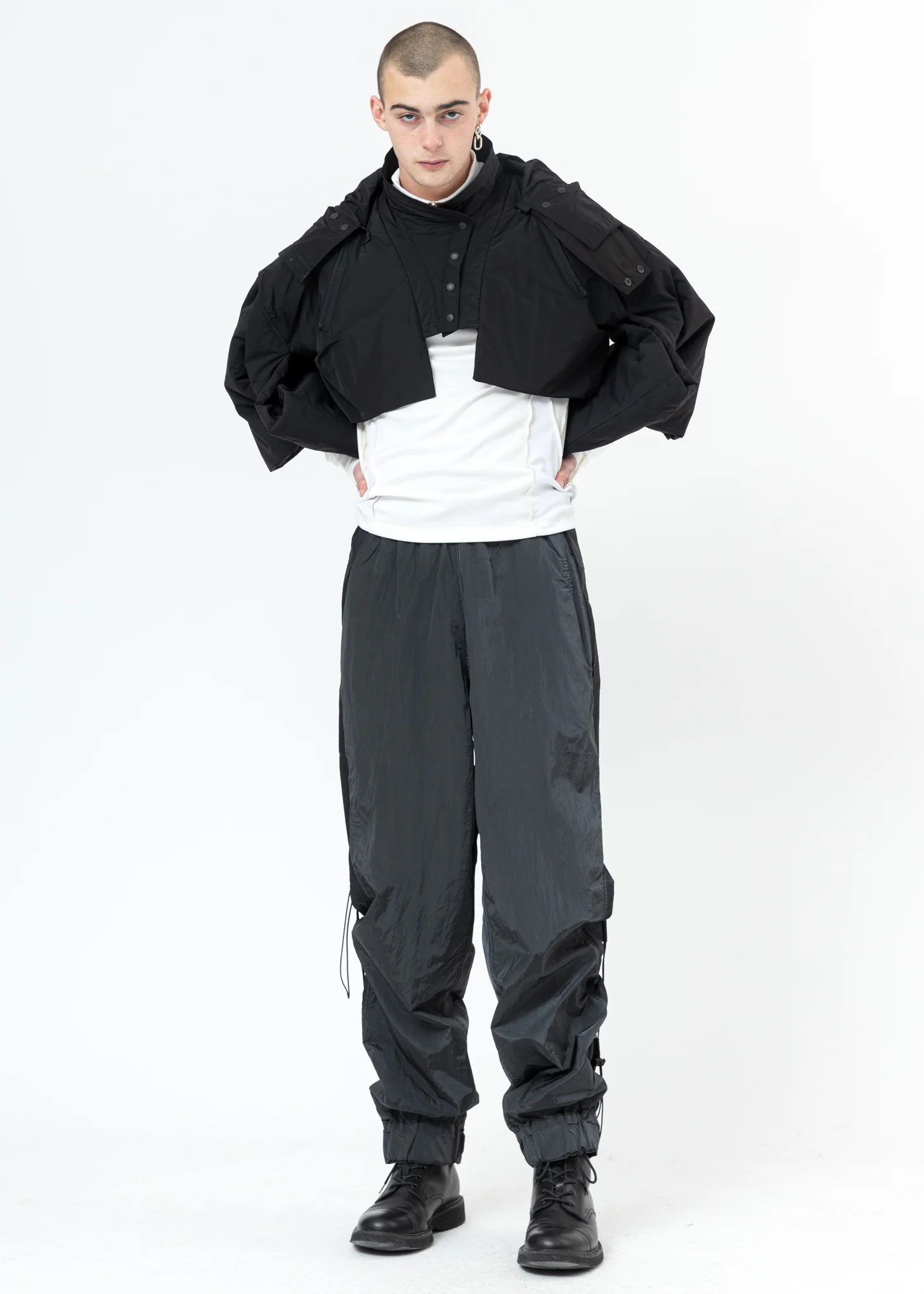 Black Cropped Kimono Jacket - Image 5