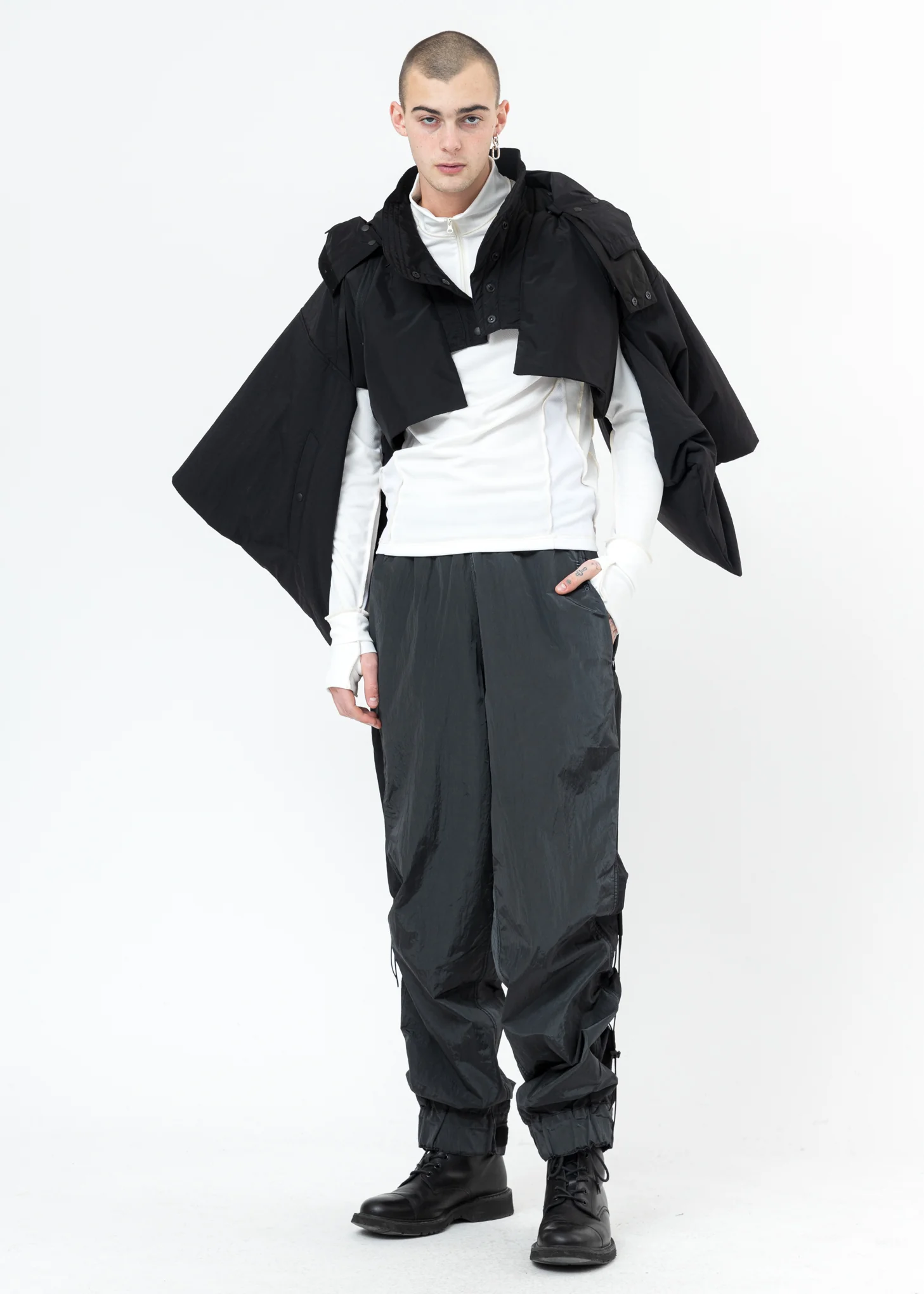 Black Cropped Kimono Jacket - Image 6