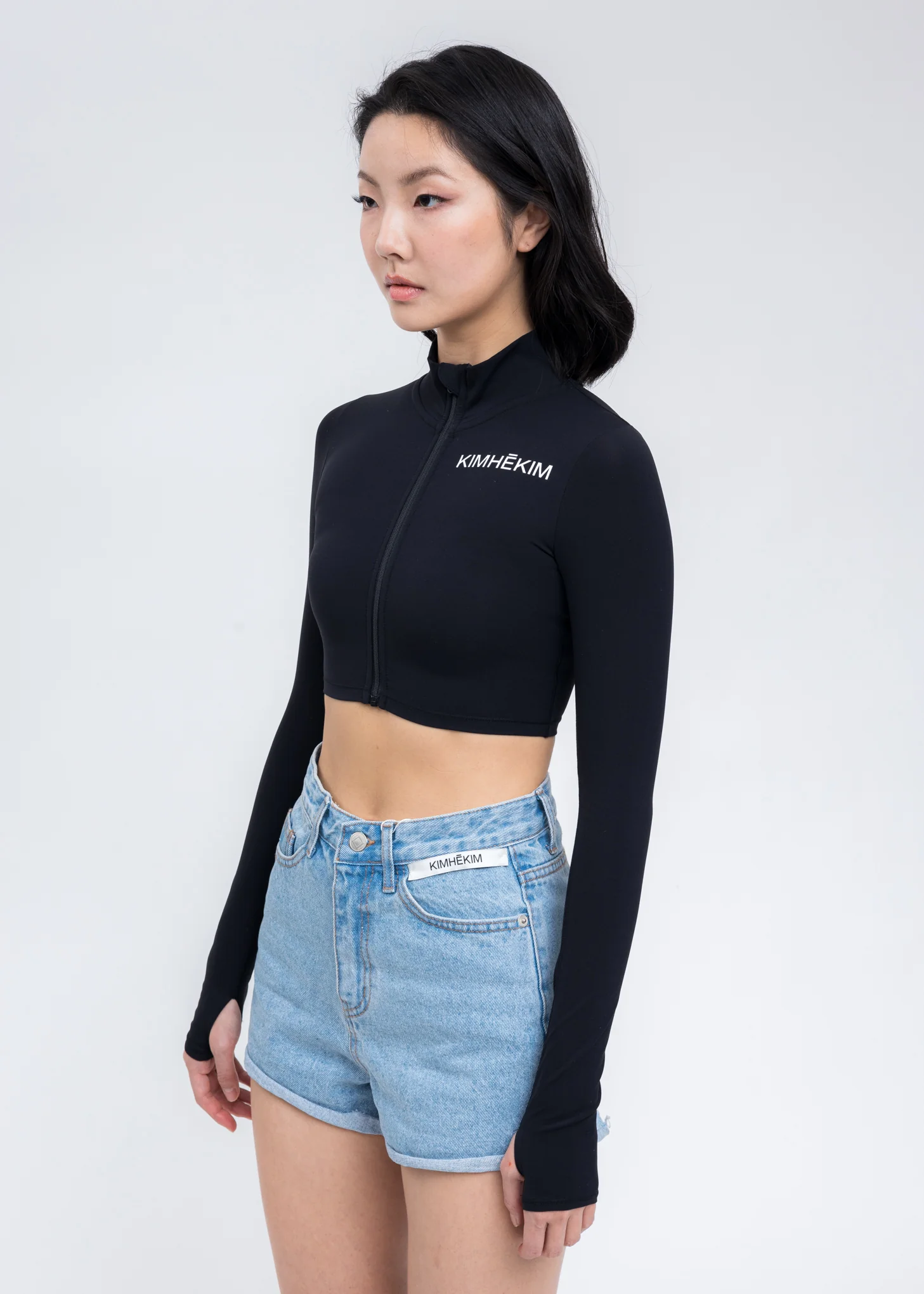 Black Yoga Cropped Zip-Up Jacket - Image 3