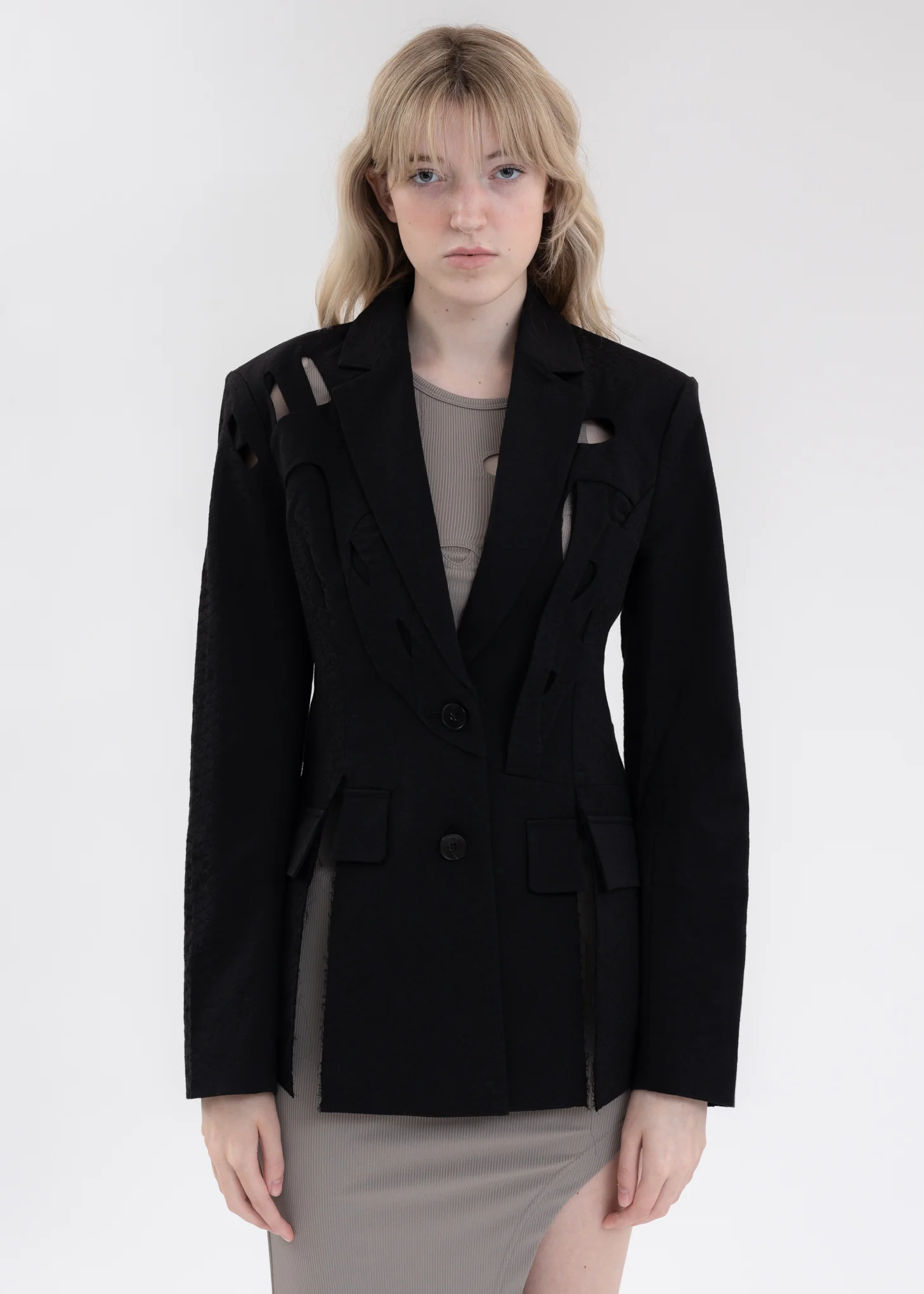 BLACK CUT OUT BLAZER