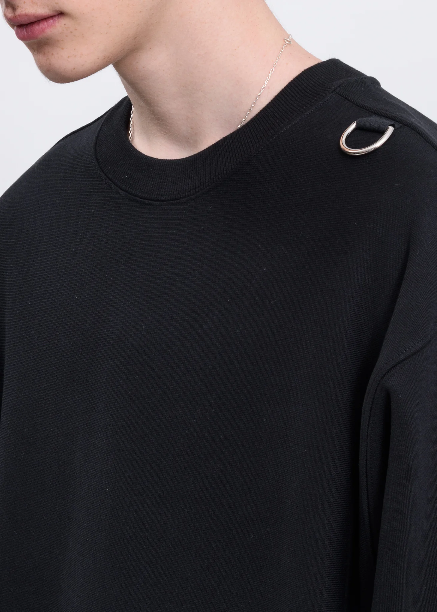 Black D-Ring Gig Sweater - Image 4