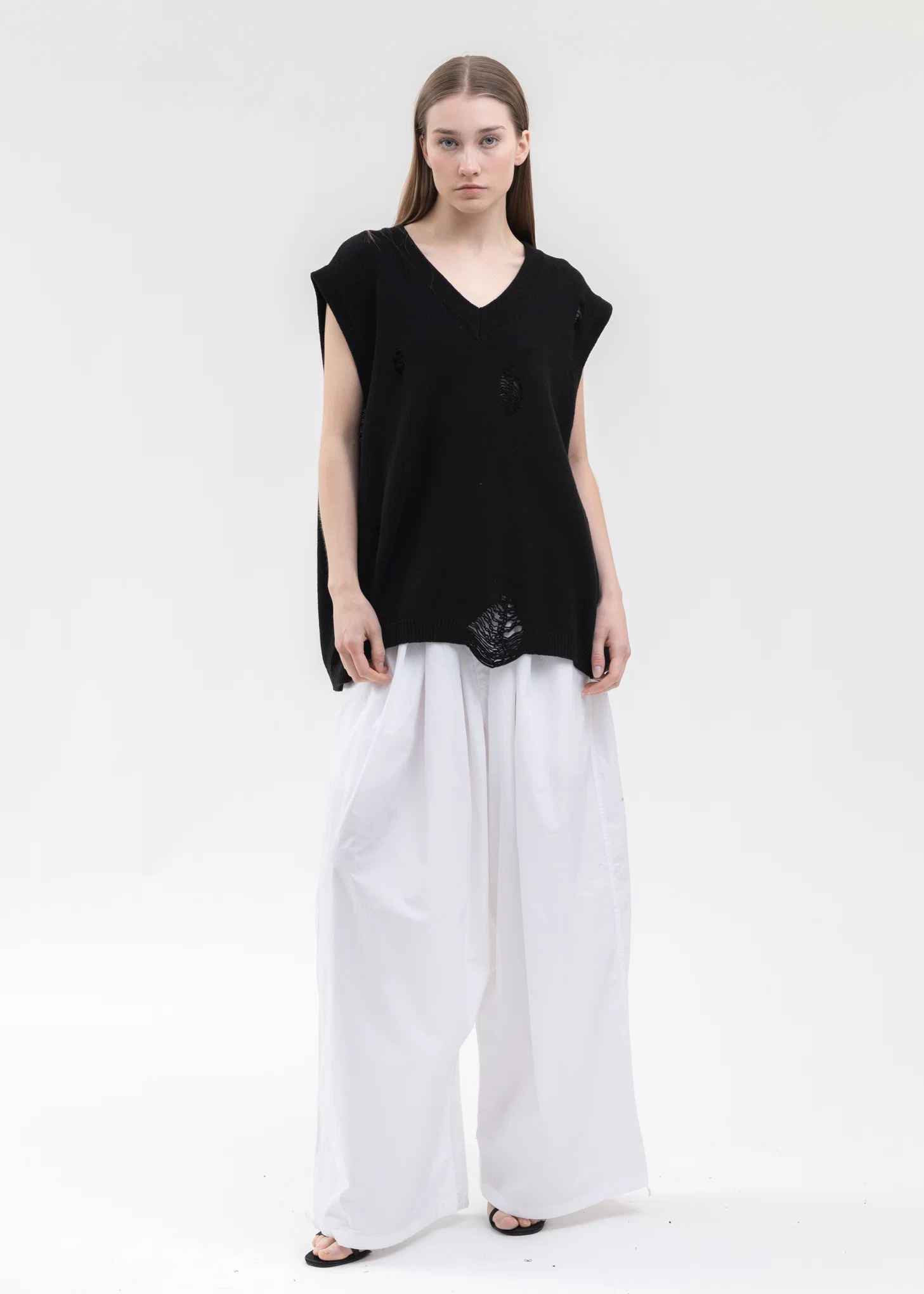 Black DAMAGE COTTON V-NECK KNIT VEST - Image 5