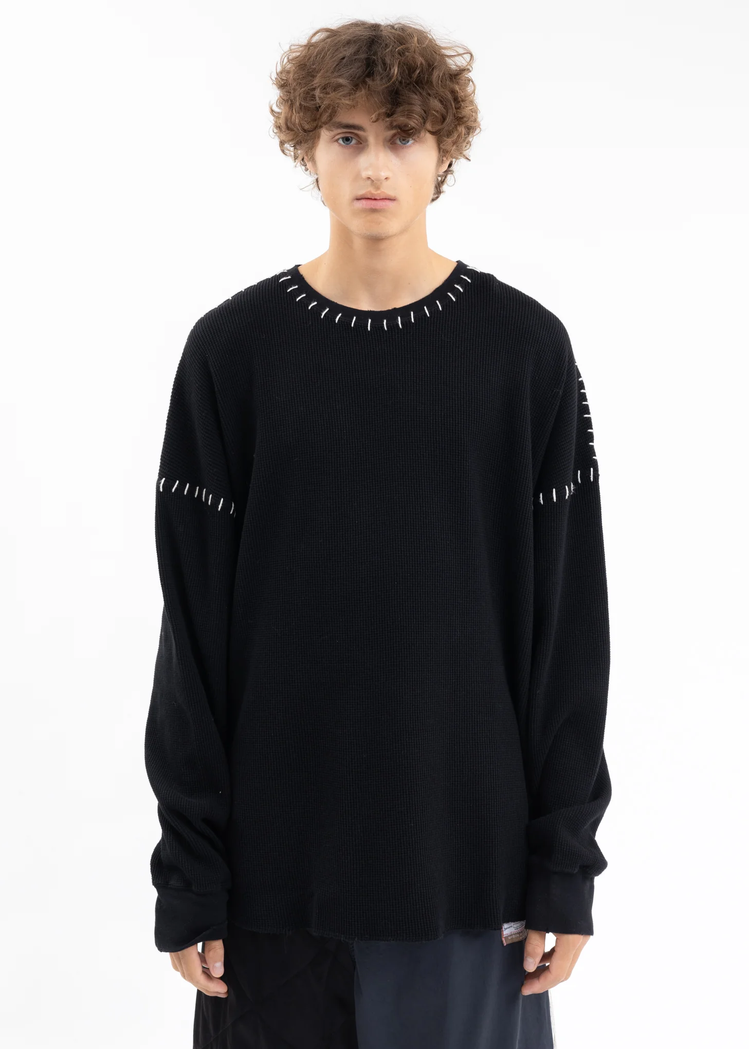 Black DAMAGE WAFFLE CUT LONG SLEEVES