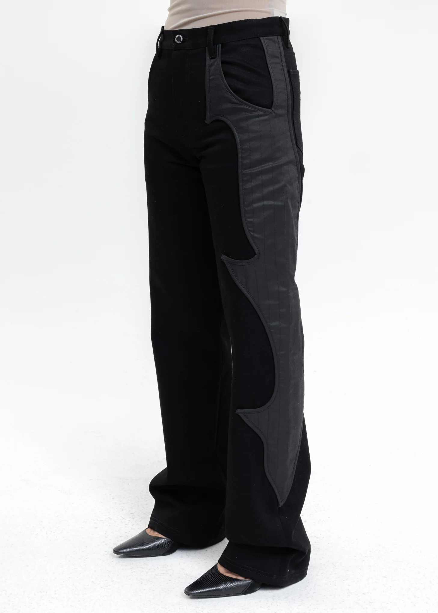 Black Denim Pants With Contrast Detail - Image 2