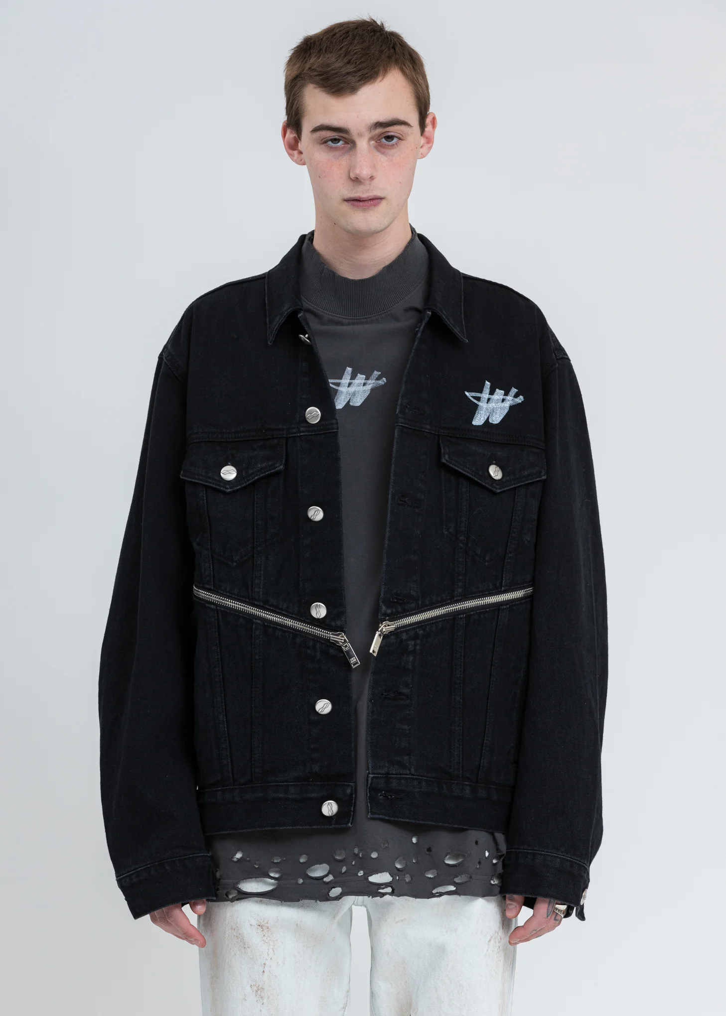 Black Denim WD Logo Zipper Detail Jacket - Image 4