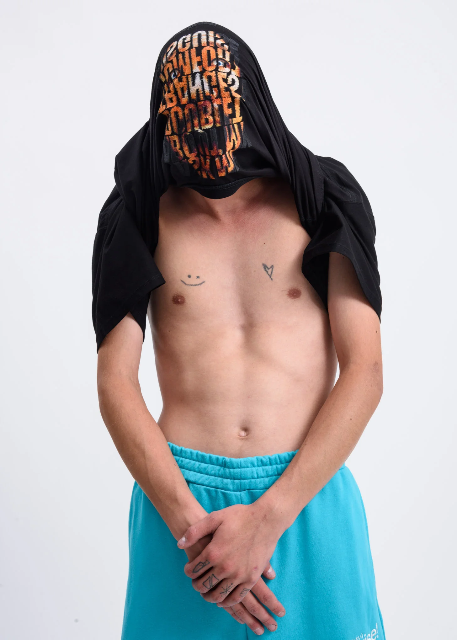 Black Disguise Embroidery T-Shirt - Image 4