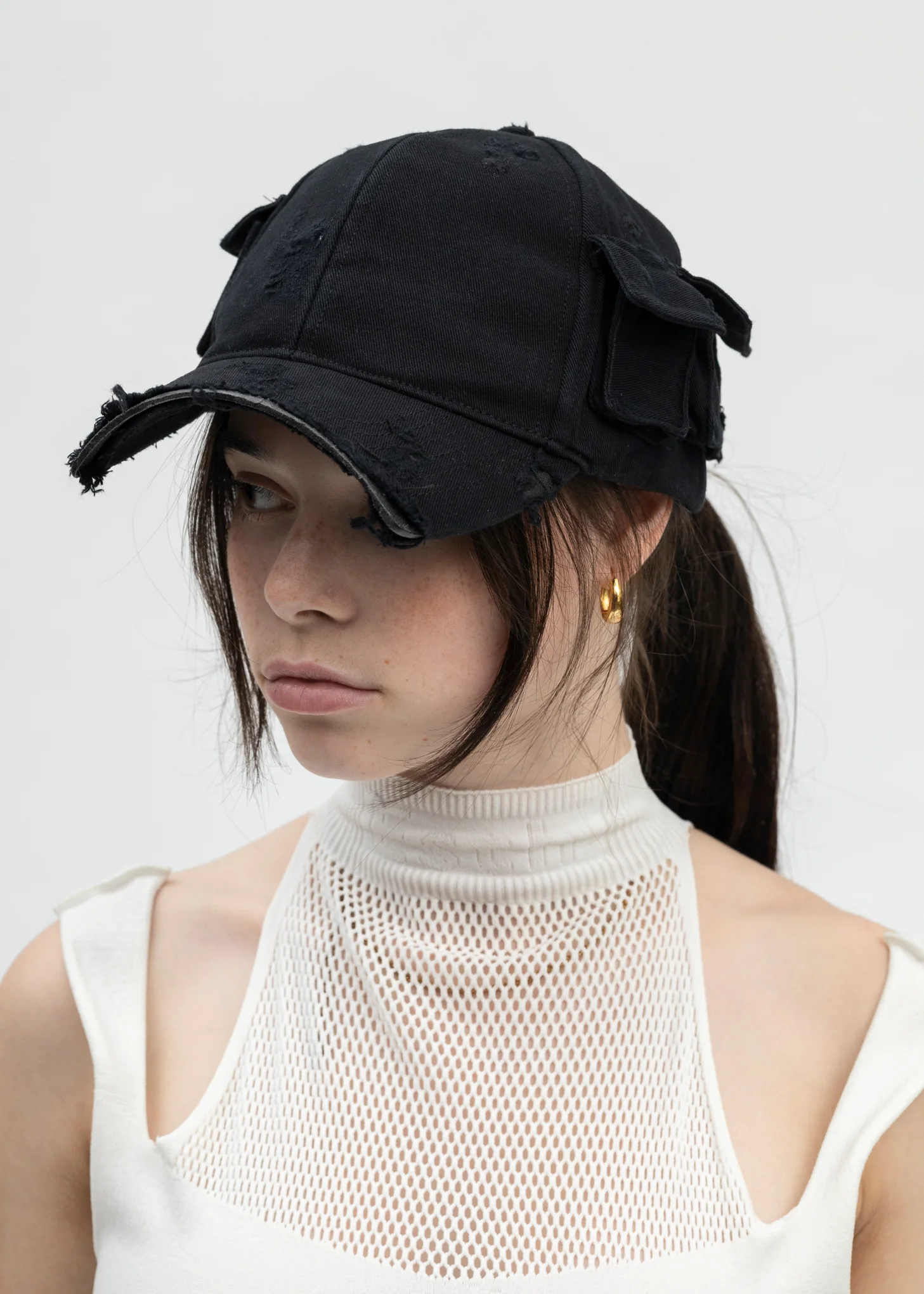 BLACK DISTRESSED CARGO CAP - Image 2