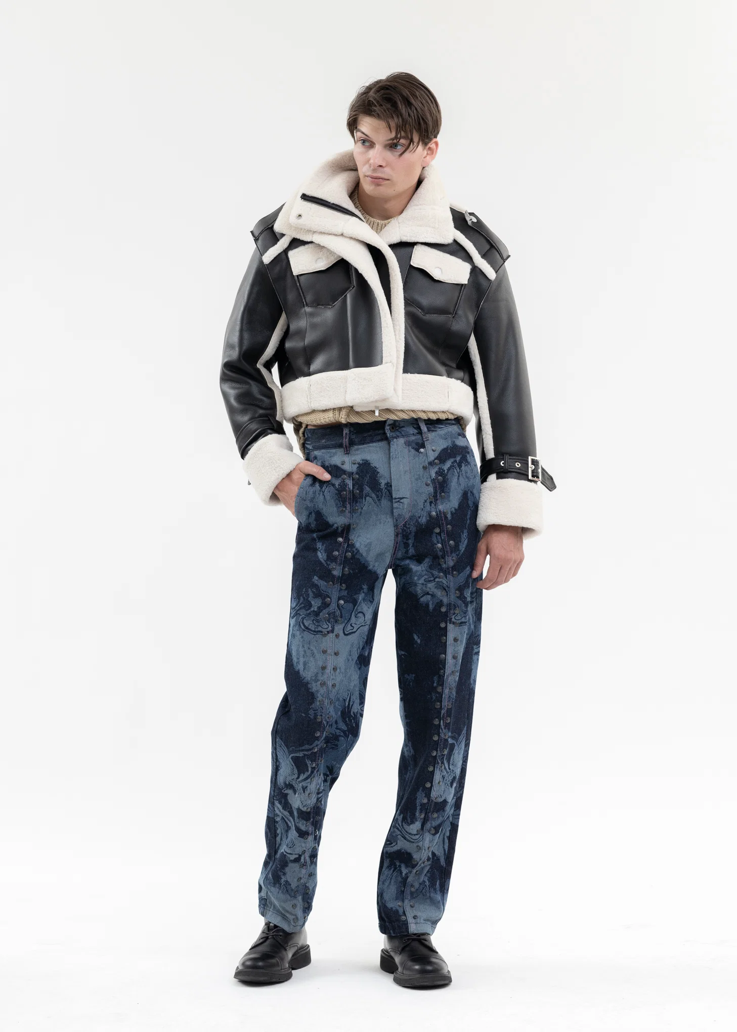 BLACK DOUBLE SIDE SHERPA JACKET - Image 6