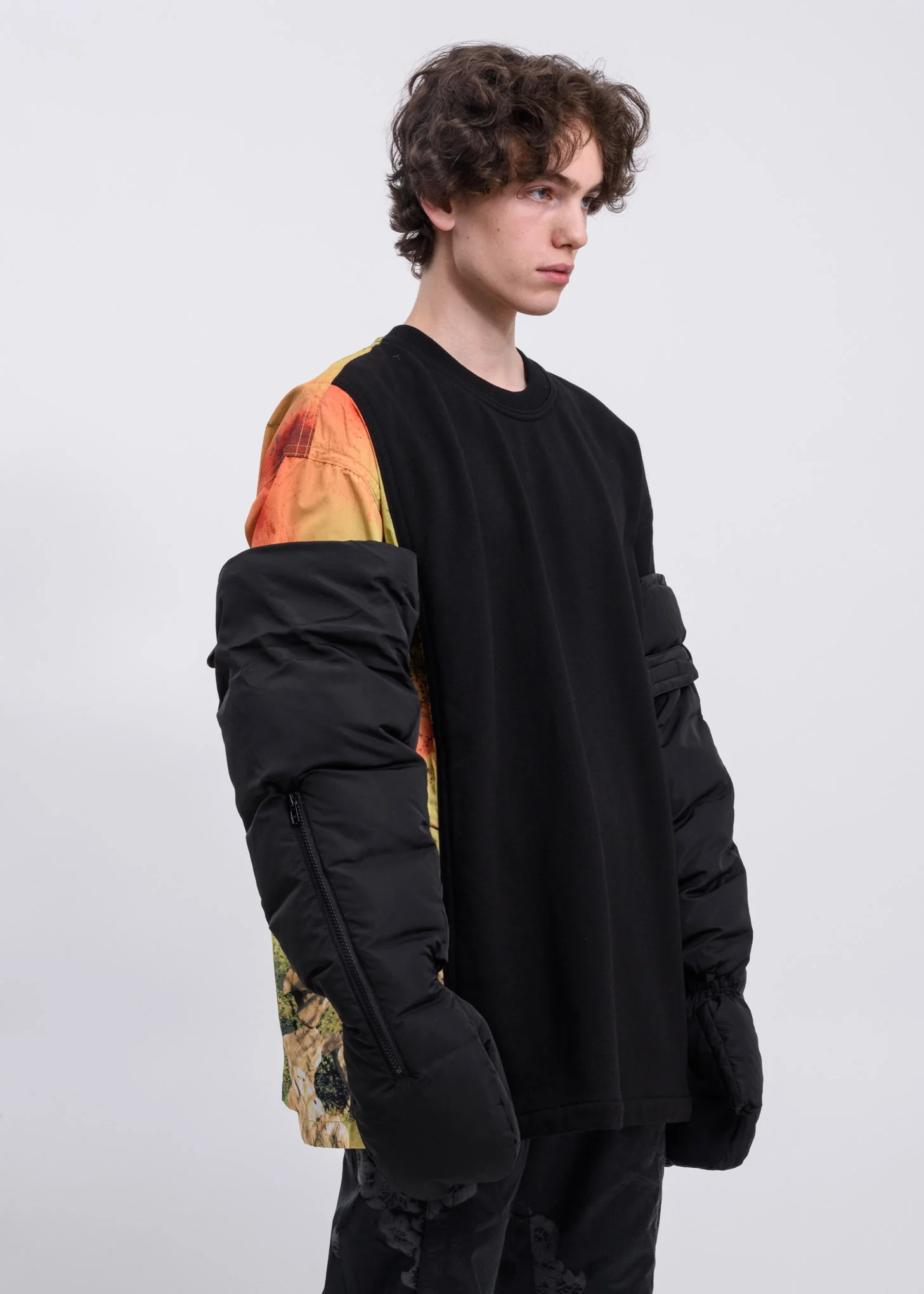 Black Down Gloves - Image 3
