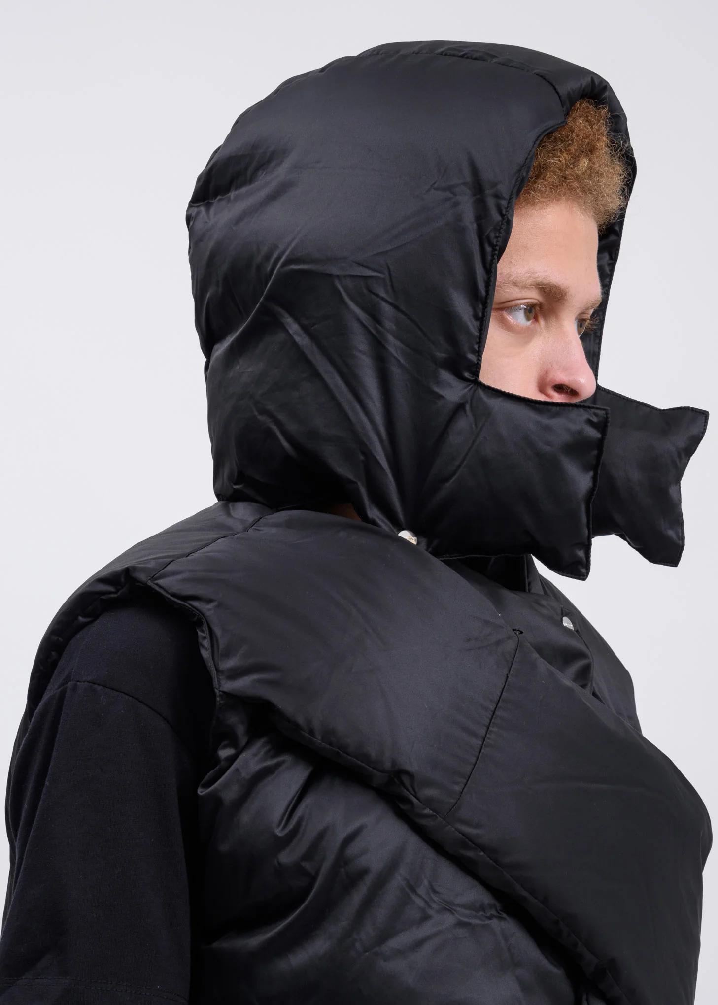 Black Down Hooded Vest - Image 9