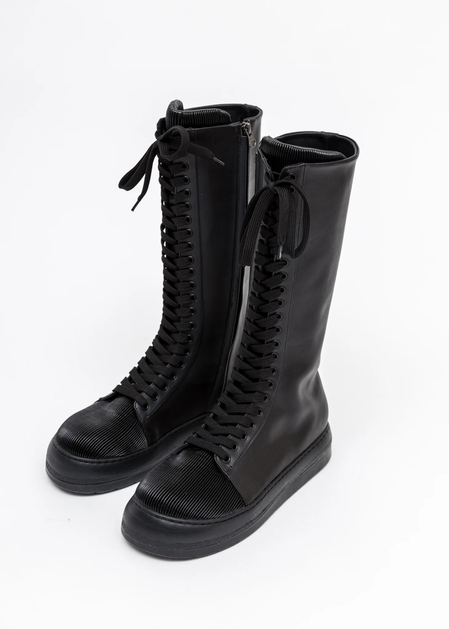 Black Dreamy Boot