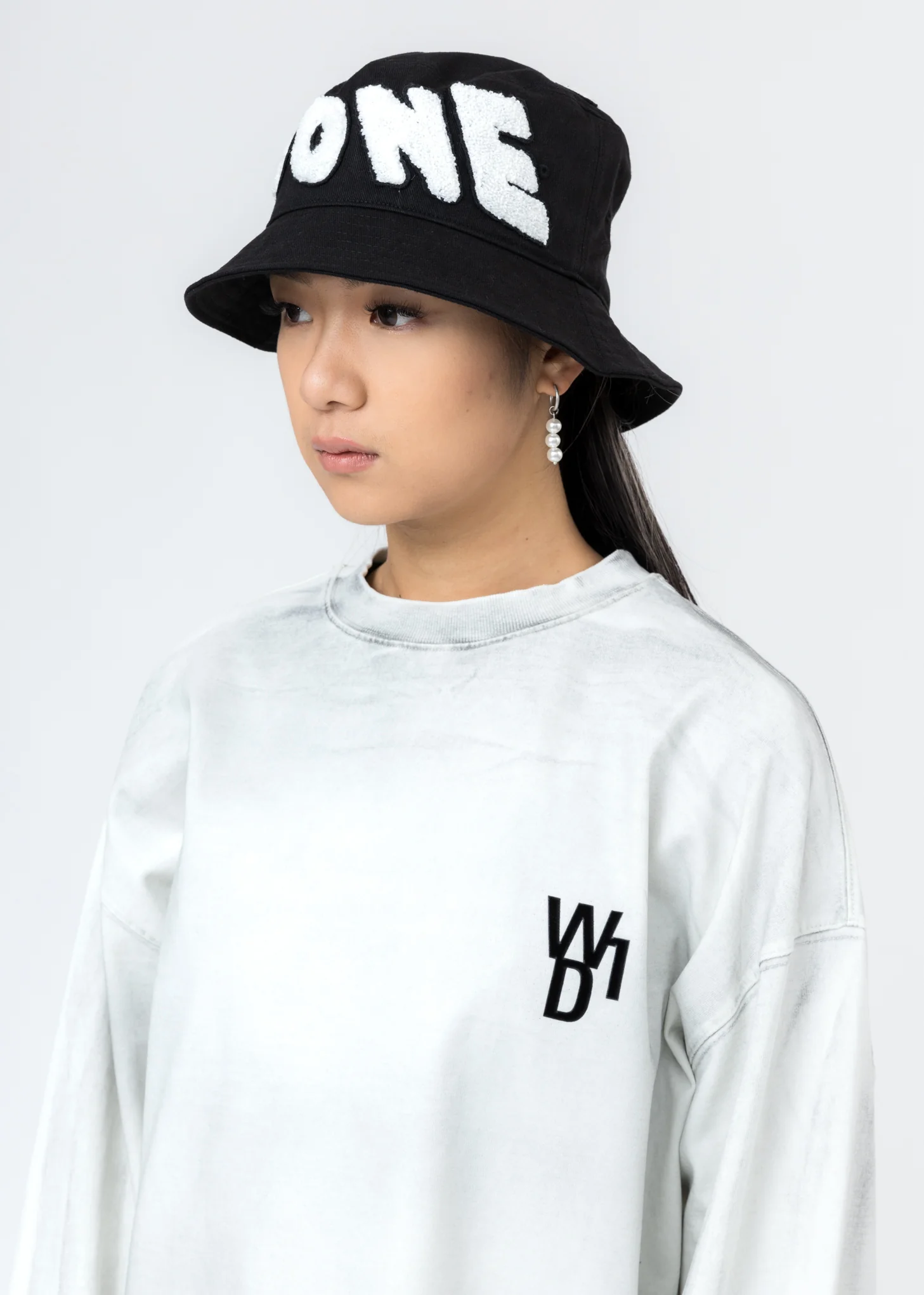 Black Embroidered Patch Logo Bucket Hat - Image 2