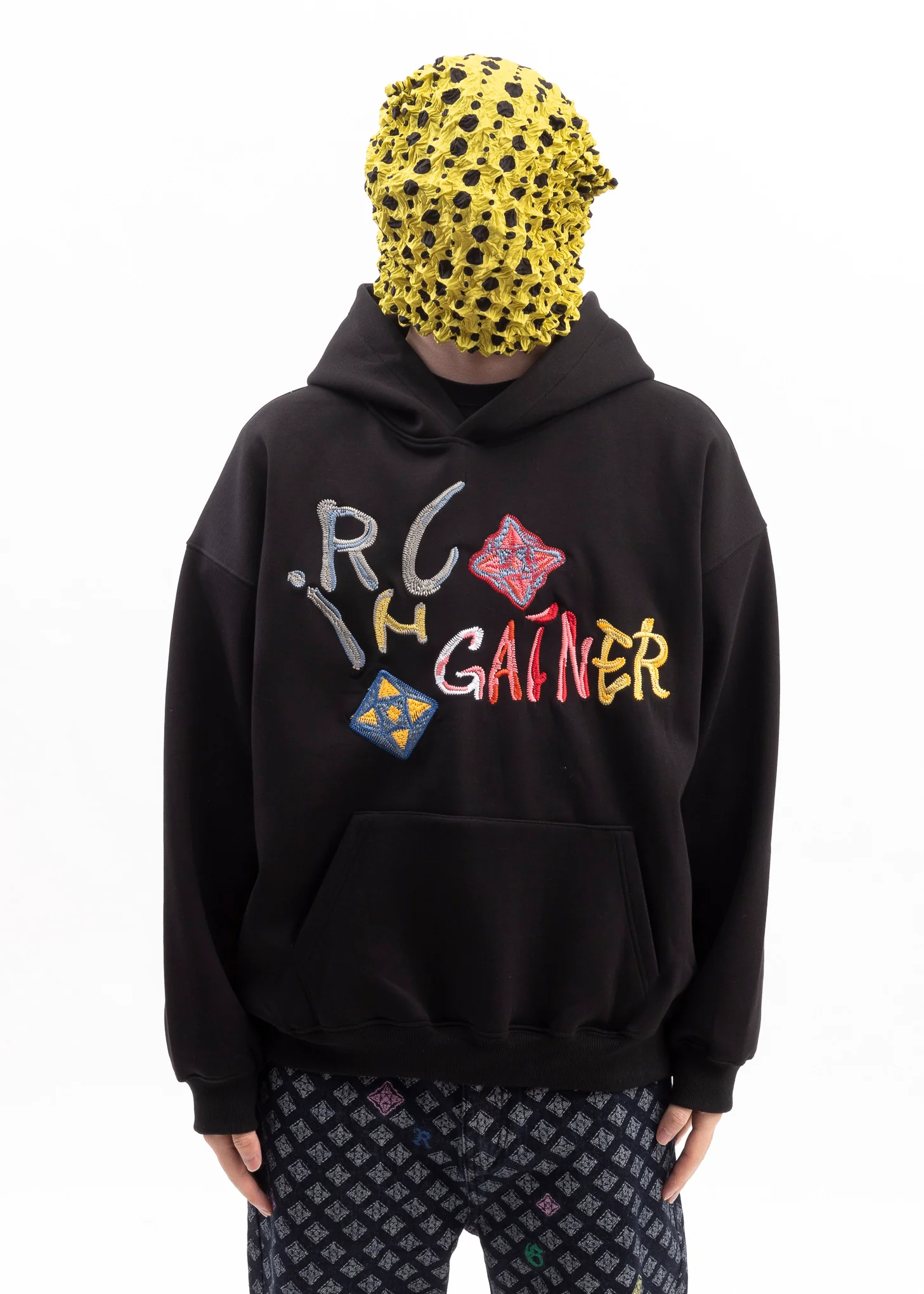 BLACK EMBROIDERY LOGO HOODIES