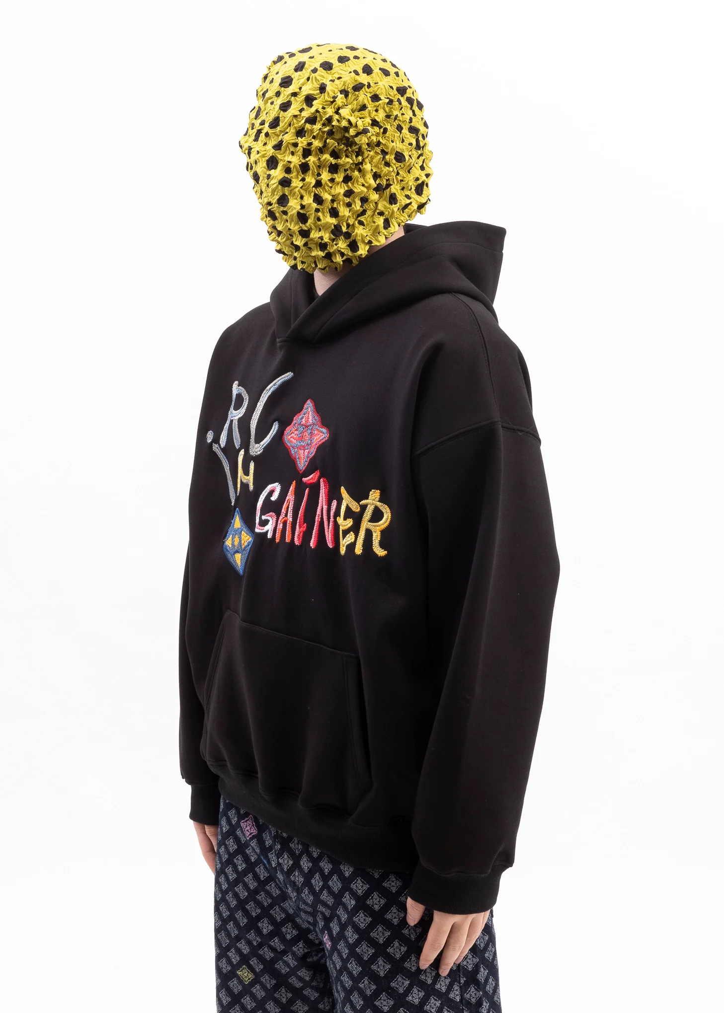 BLACK EMBROIDERY LOGO HOODIES - Image 3