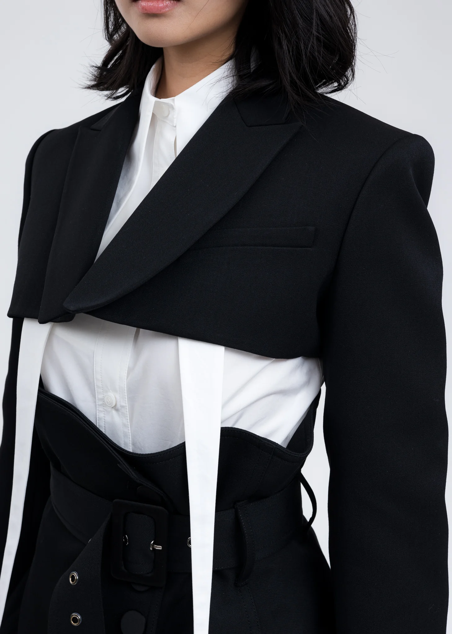 Black Emma Cropped Jacket - Image 3