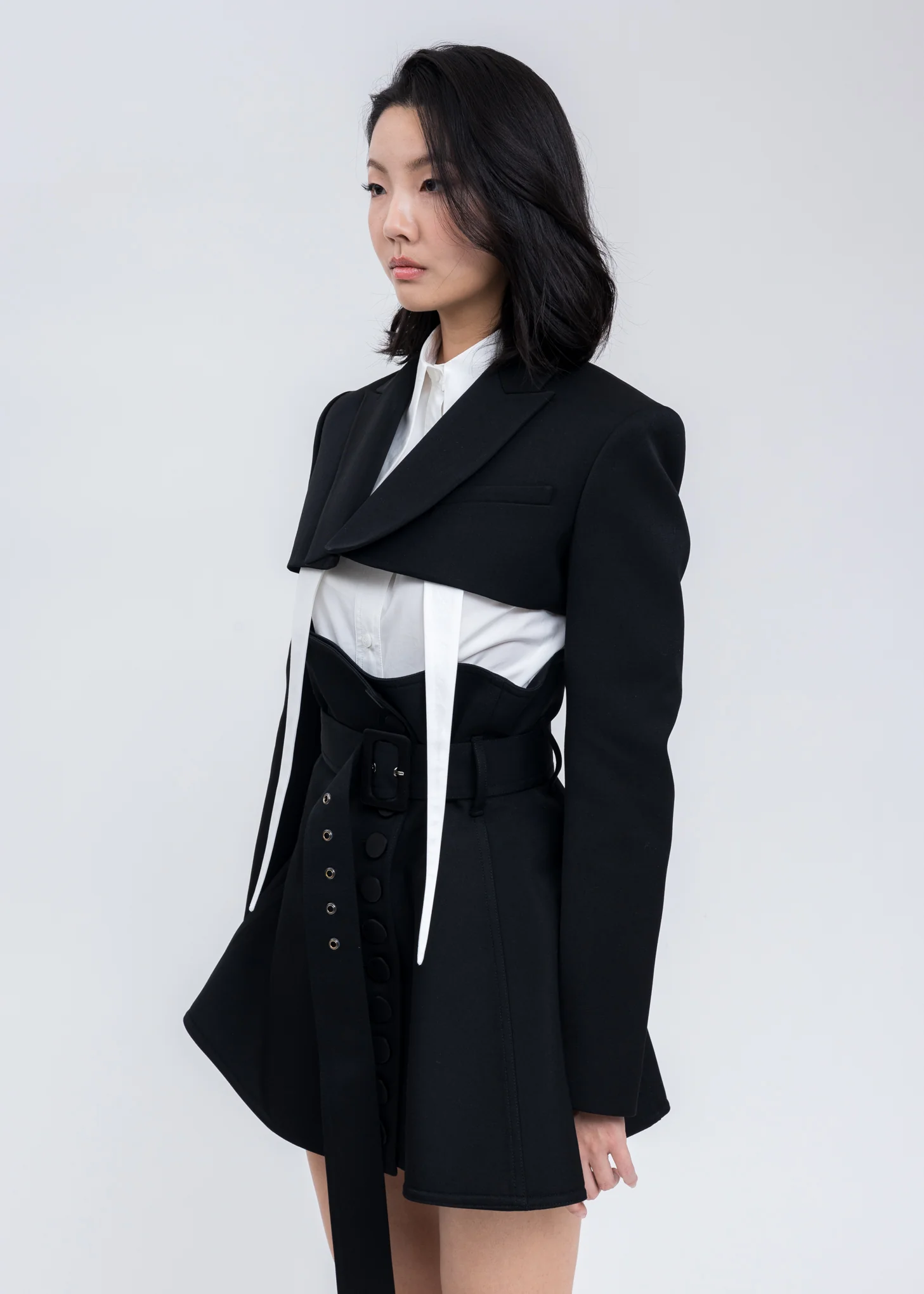 Black Emma Cropped Jacket - Image 4
