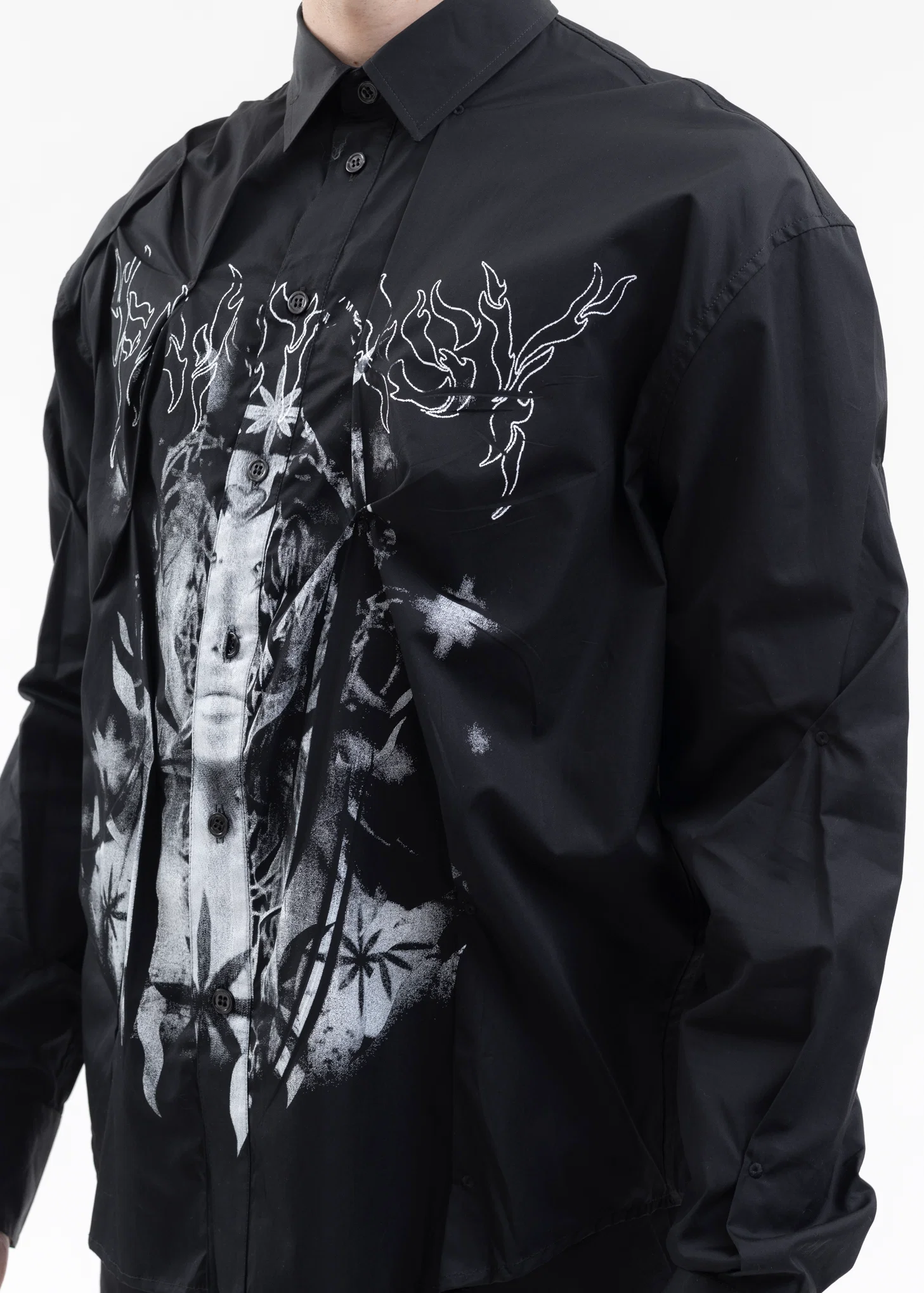 BLACK EYELET SHIRT WITH WHITE PRINT - Image 2