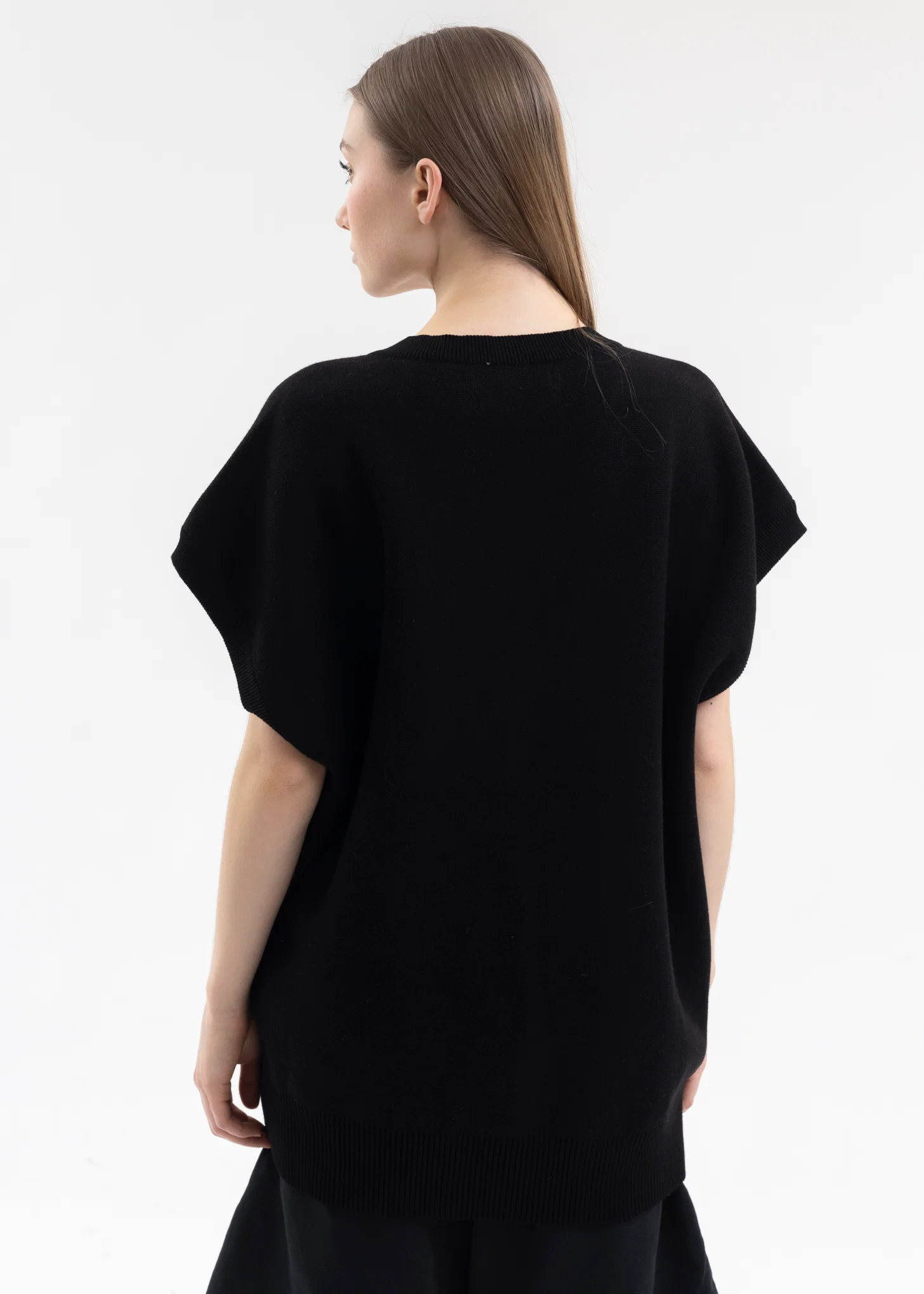 BLACK FANTASY GIRL KNIT VEST - Image 4