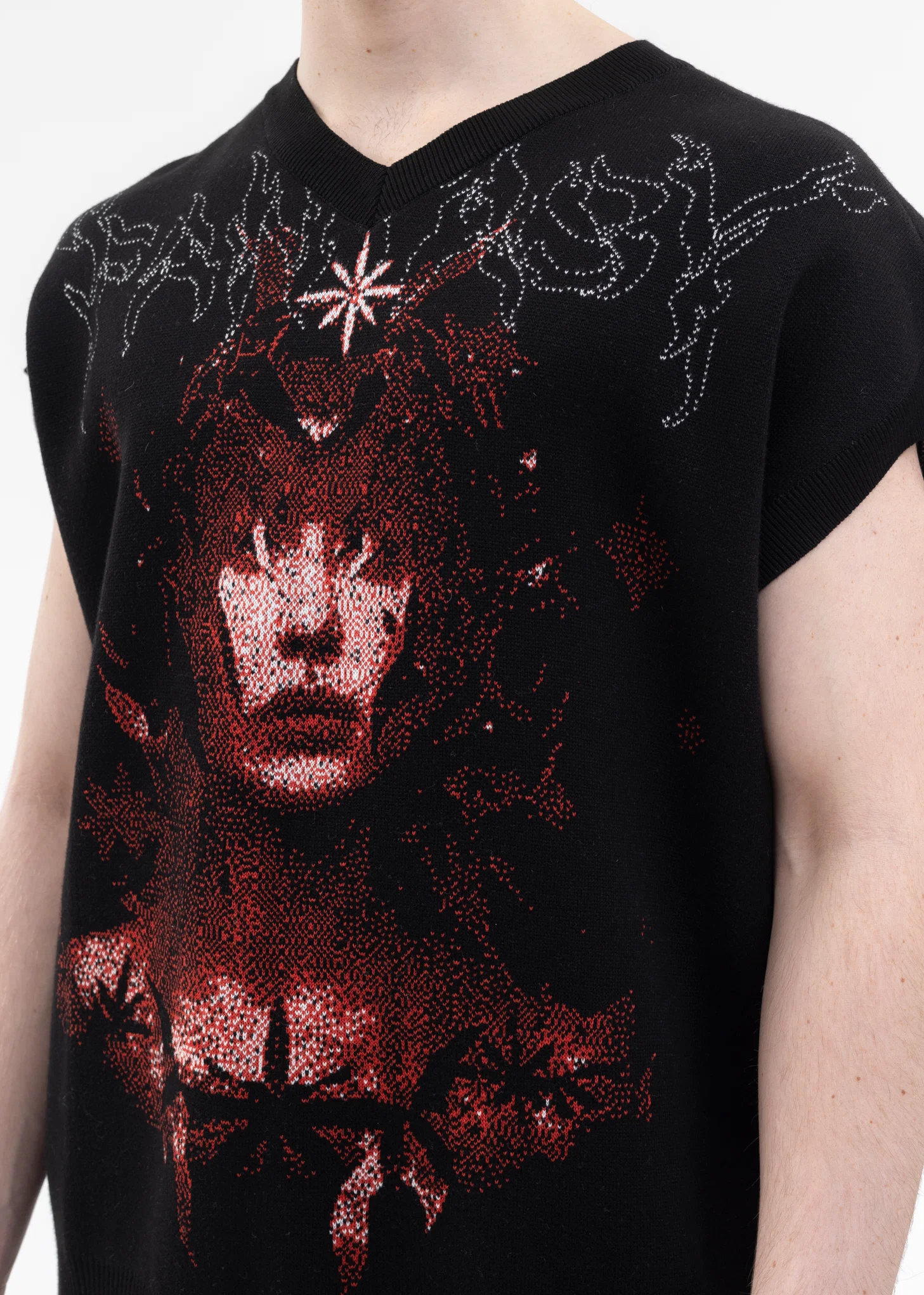 BLACK FANTASY GIRL KNIT VEST - Image 2