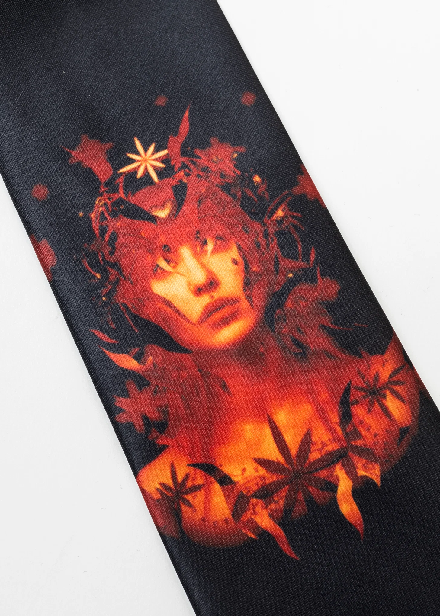 BLACK FANTASY GIRL TIE - Image 5