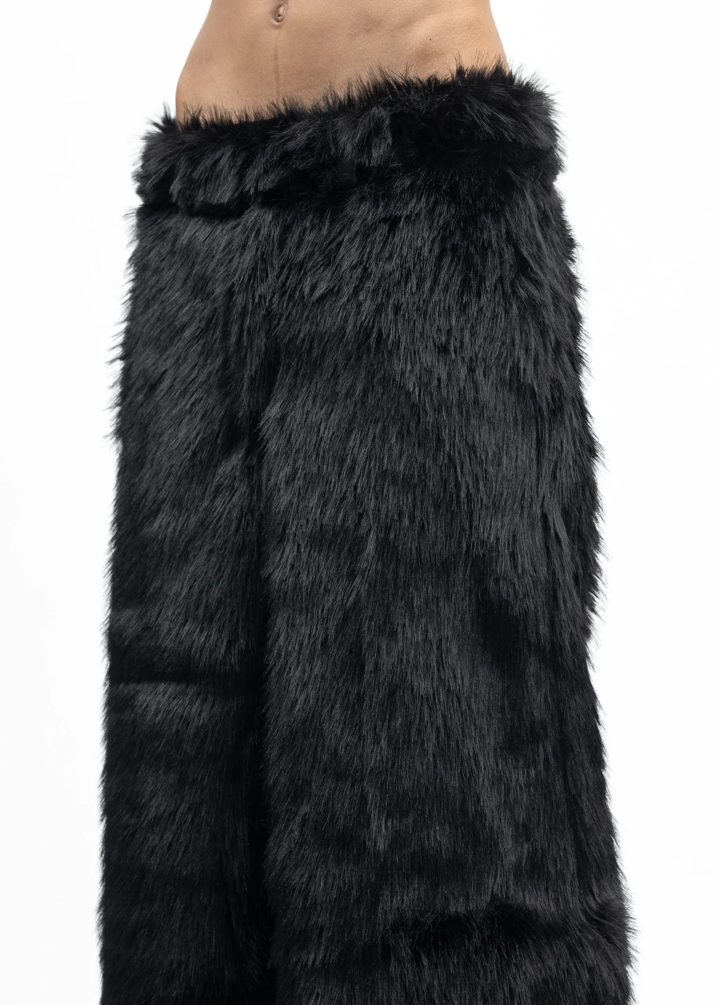 BLACK FAUX-FUR DEVIL PANTS - Image 5