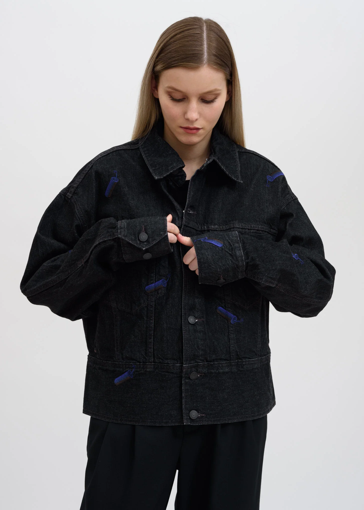 Black FCW Levis Embroidered Trucker Jacket - Image 3