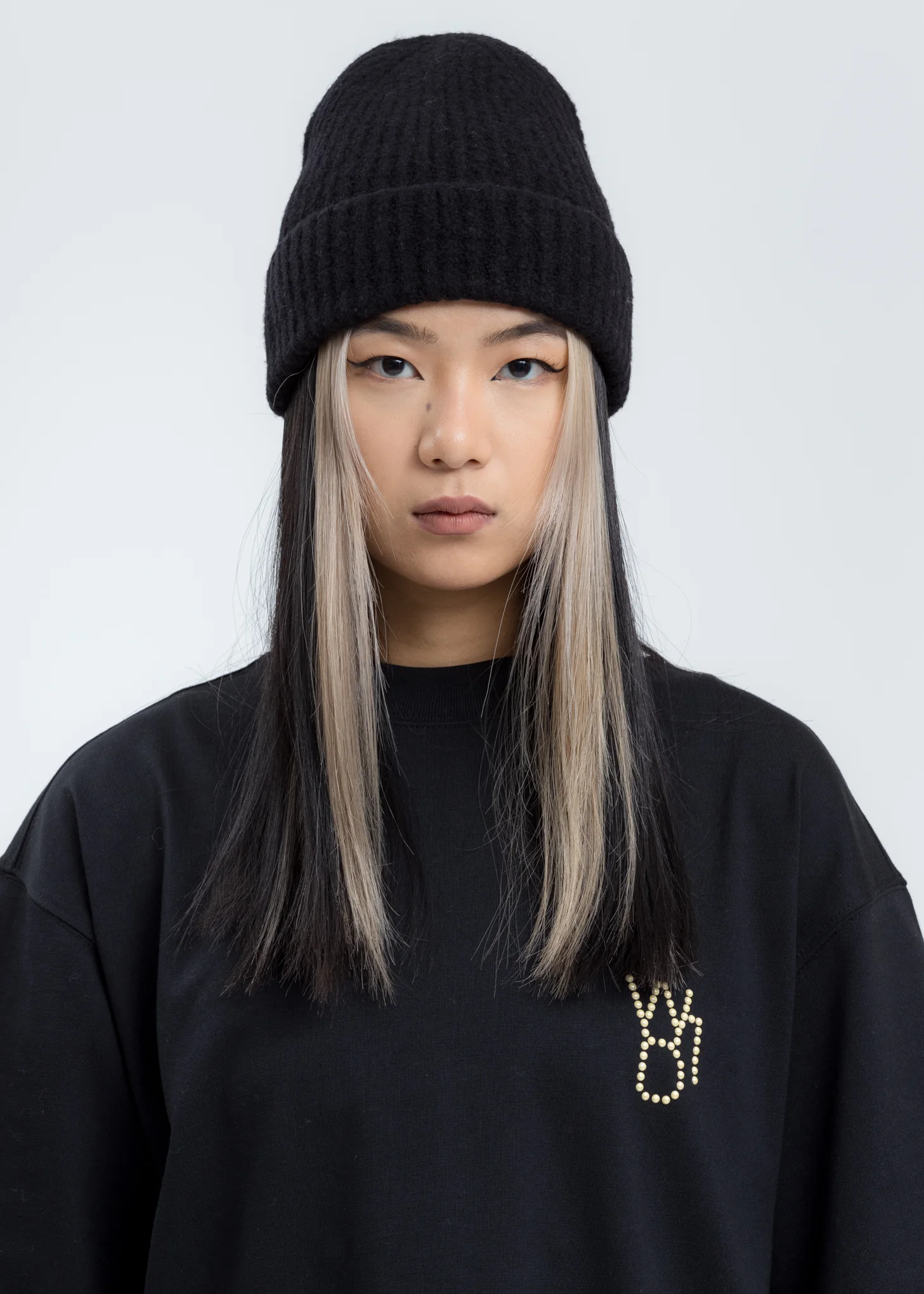 Black Felted Knit Long Beanie W/ Pin