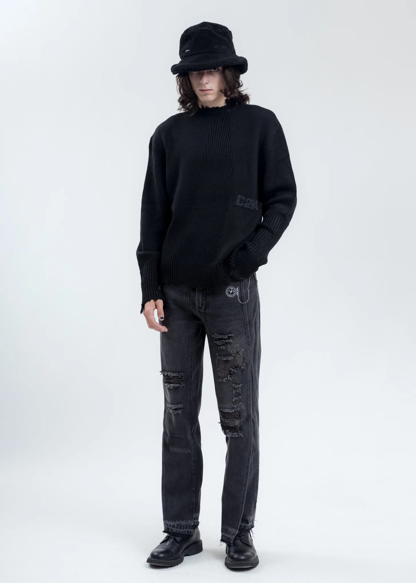 Black Fleece Bucket Hat - Image 5