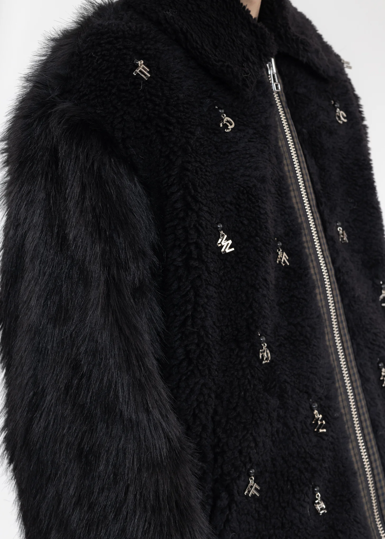 Black Fleece Letter Pendant Jacket - Image 4
