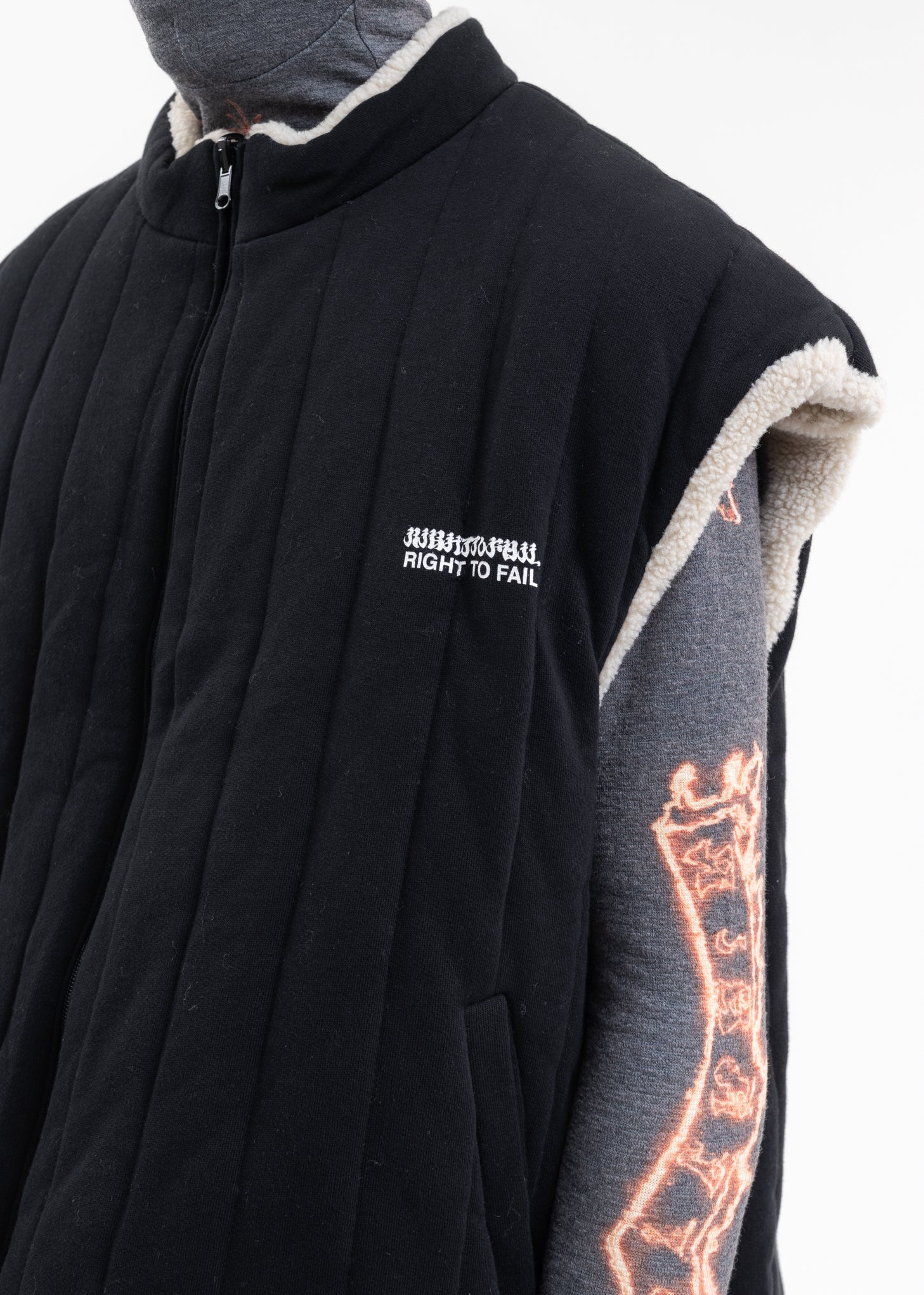 BLACK FLOWER MAN REVERSIBLE VEST PUFFER JACKET - Image 4