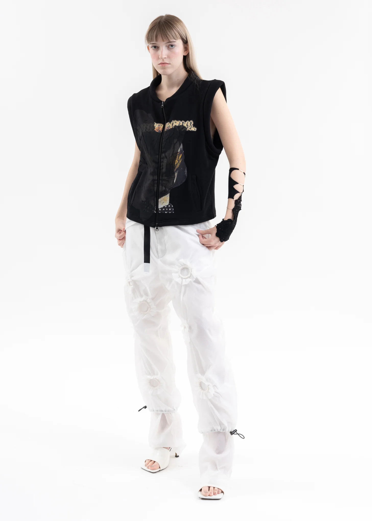 BLACK FLOWER MAN ZIP VEST - Image 5