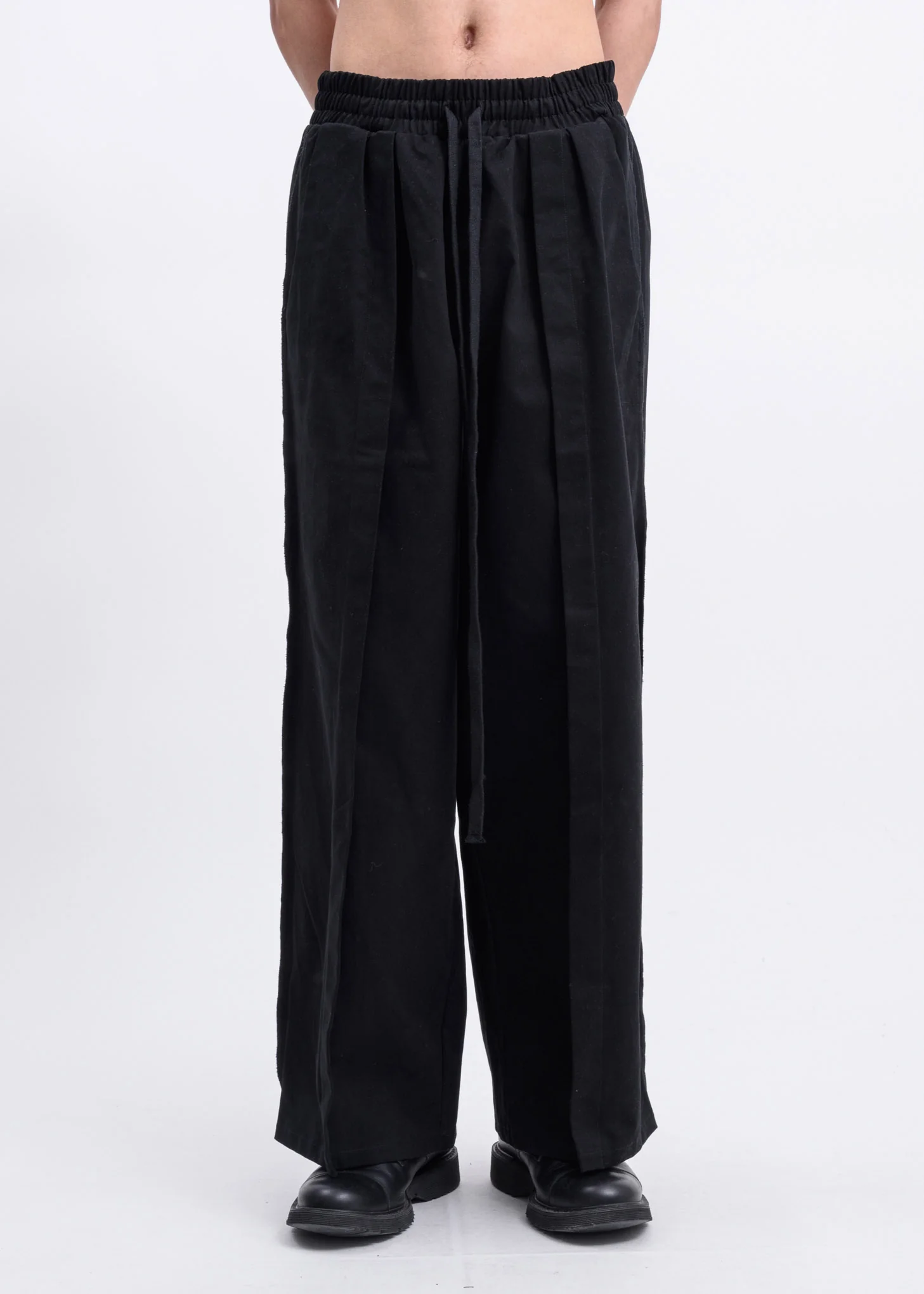 Black Folded Oversized Trousers - Image 3